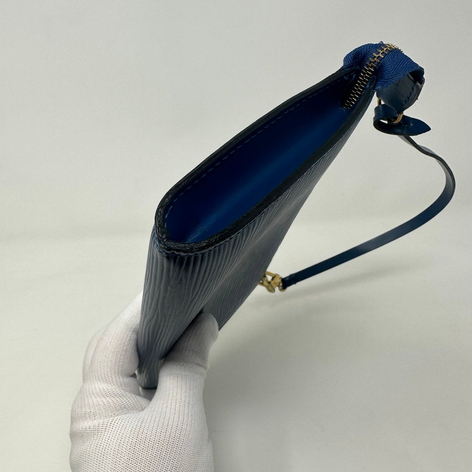 Louis Vuitton LV Blue Epi Leather Pochette Accessoires Pouch