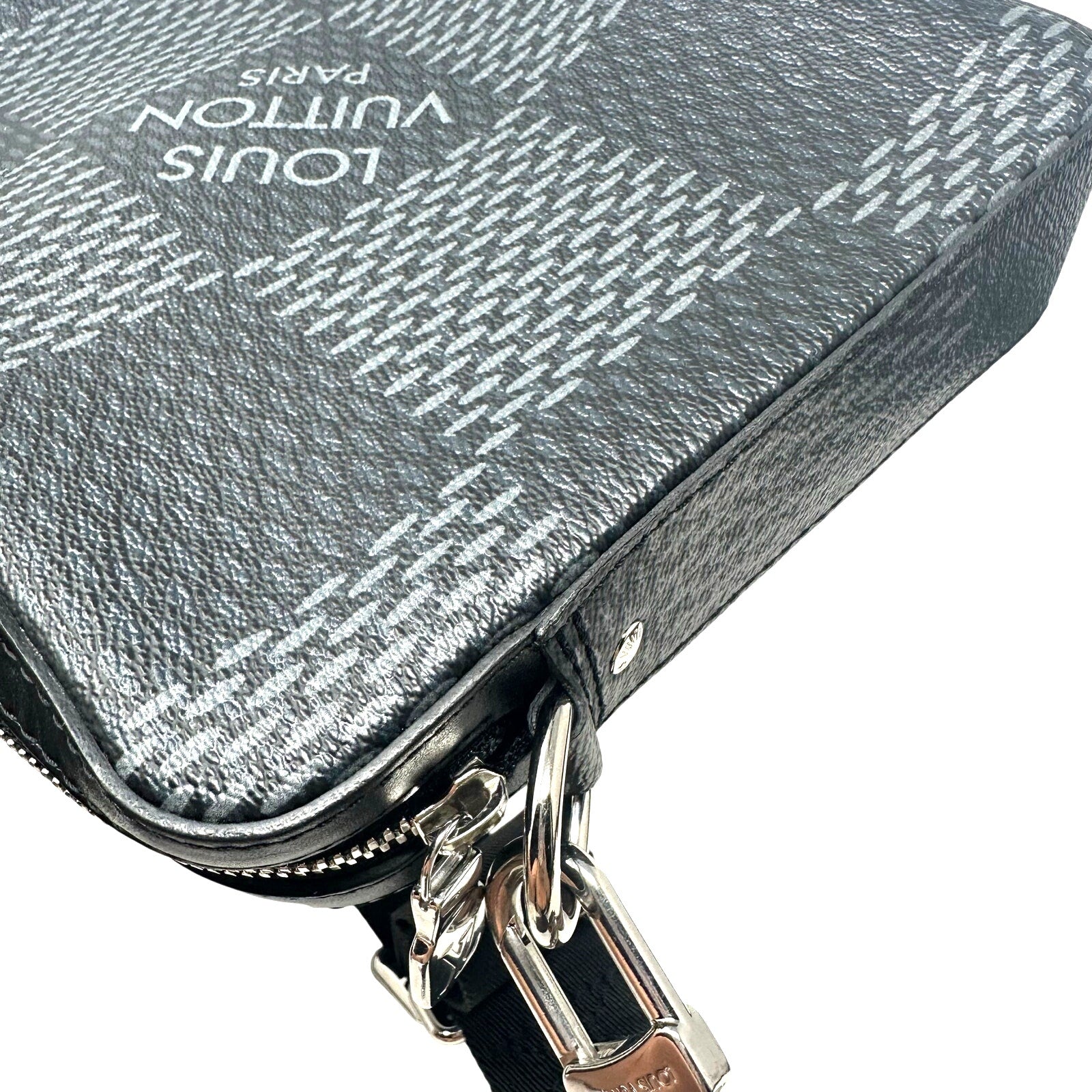 Louis Vuitton LV Damier Graphite Trio Messenger Bag Crossbody