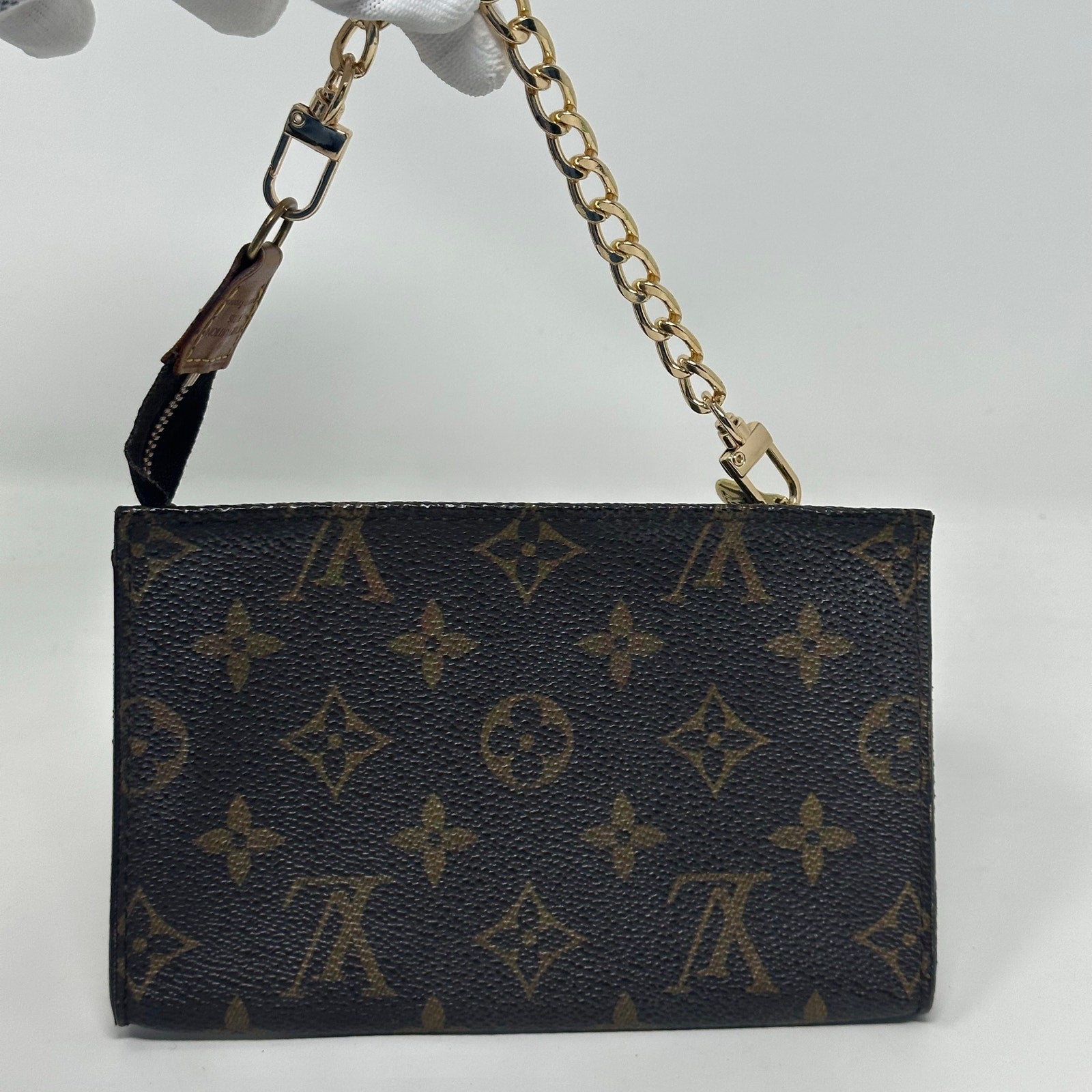 Louis Vuitton LV Monogram Bucket Accessory PM Pouch 17