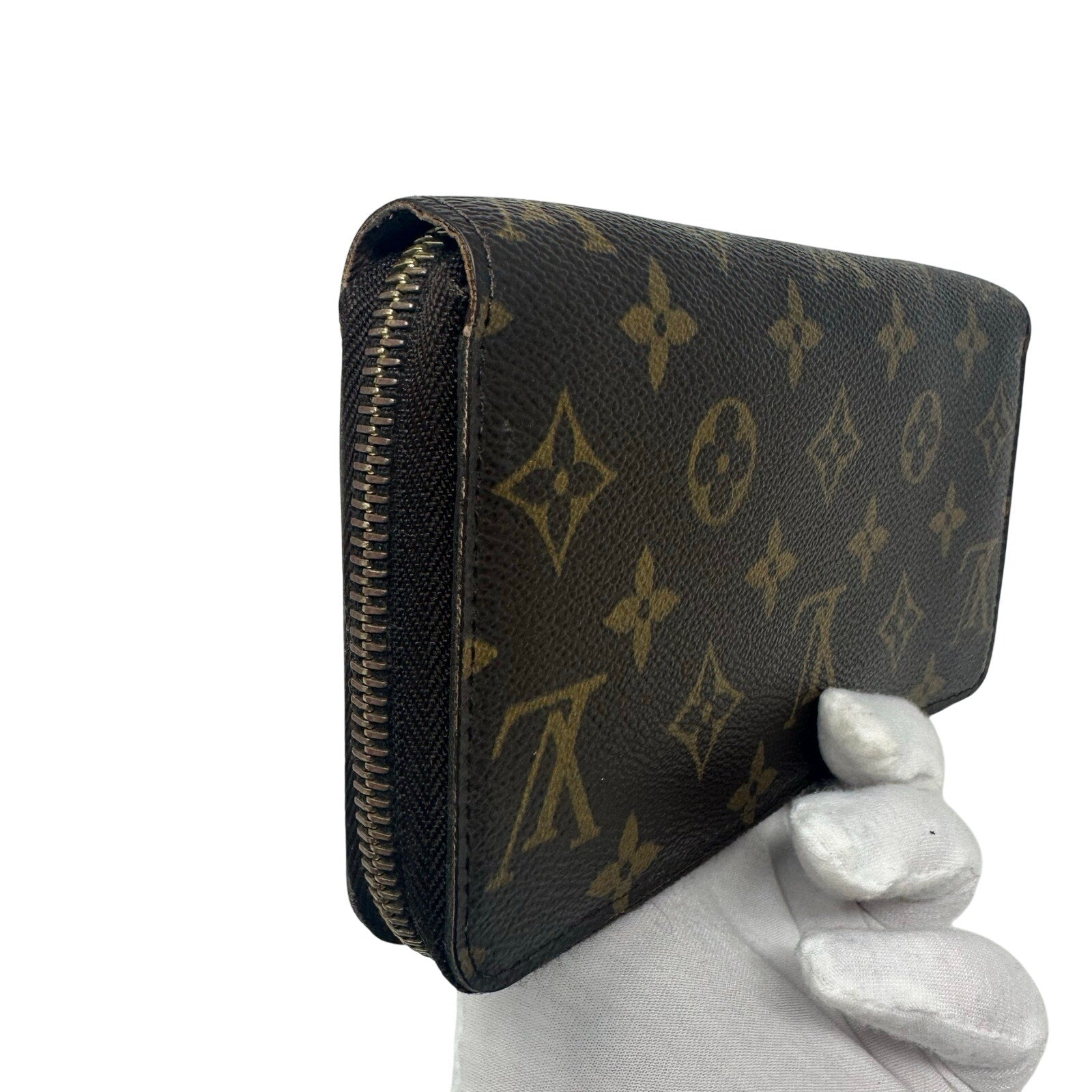 Louis Vuitton LV Monogram Zippy Wallet