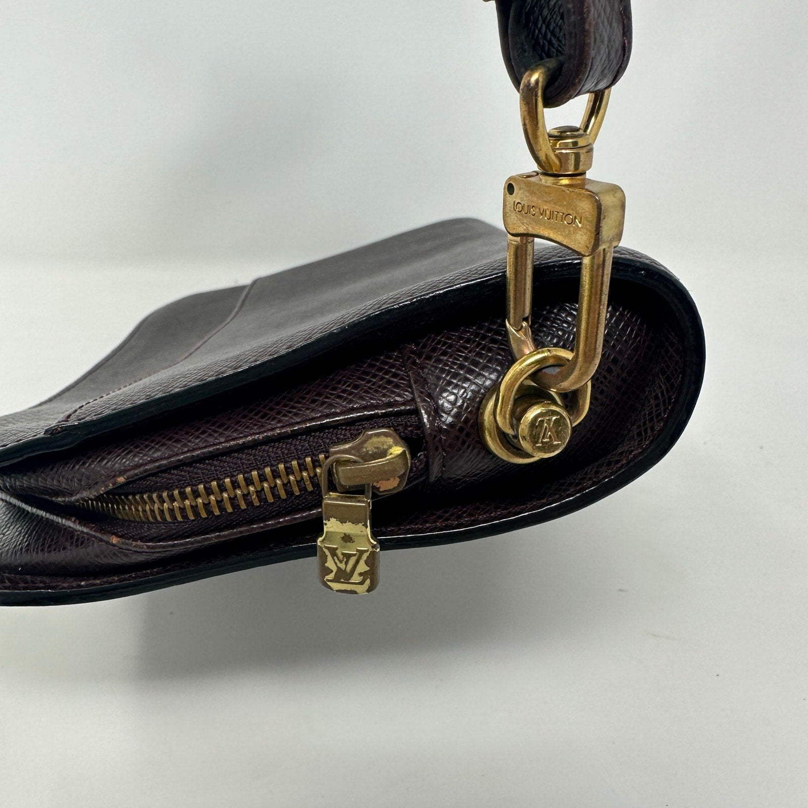 Louis Vuitton LV Bordeaux Taiga Leather Baikal Pouch Clutch Bag