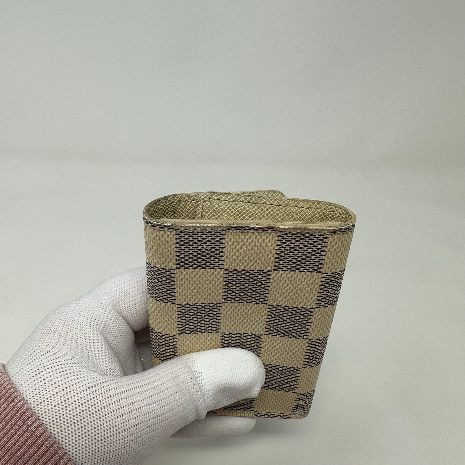 Louis Vuitton LV Damier Azur 6 Key Cles Holder