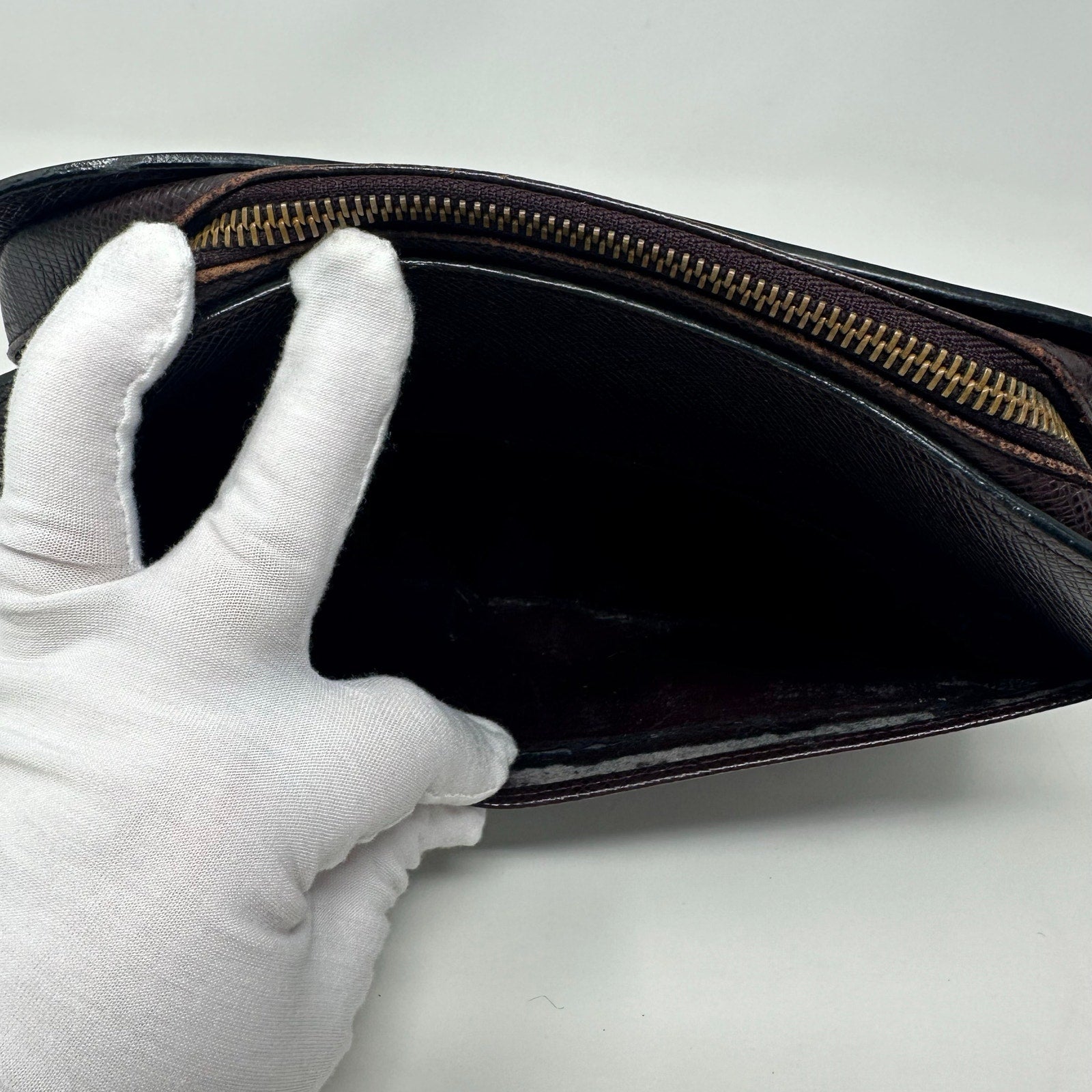 Louis Vuitton LV Bordeaux Taiga Leather Baikal Pouch Clutch Bag