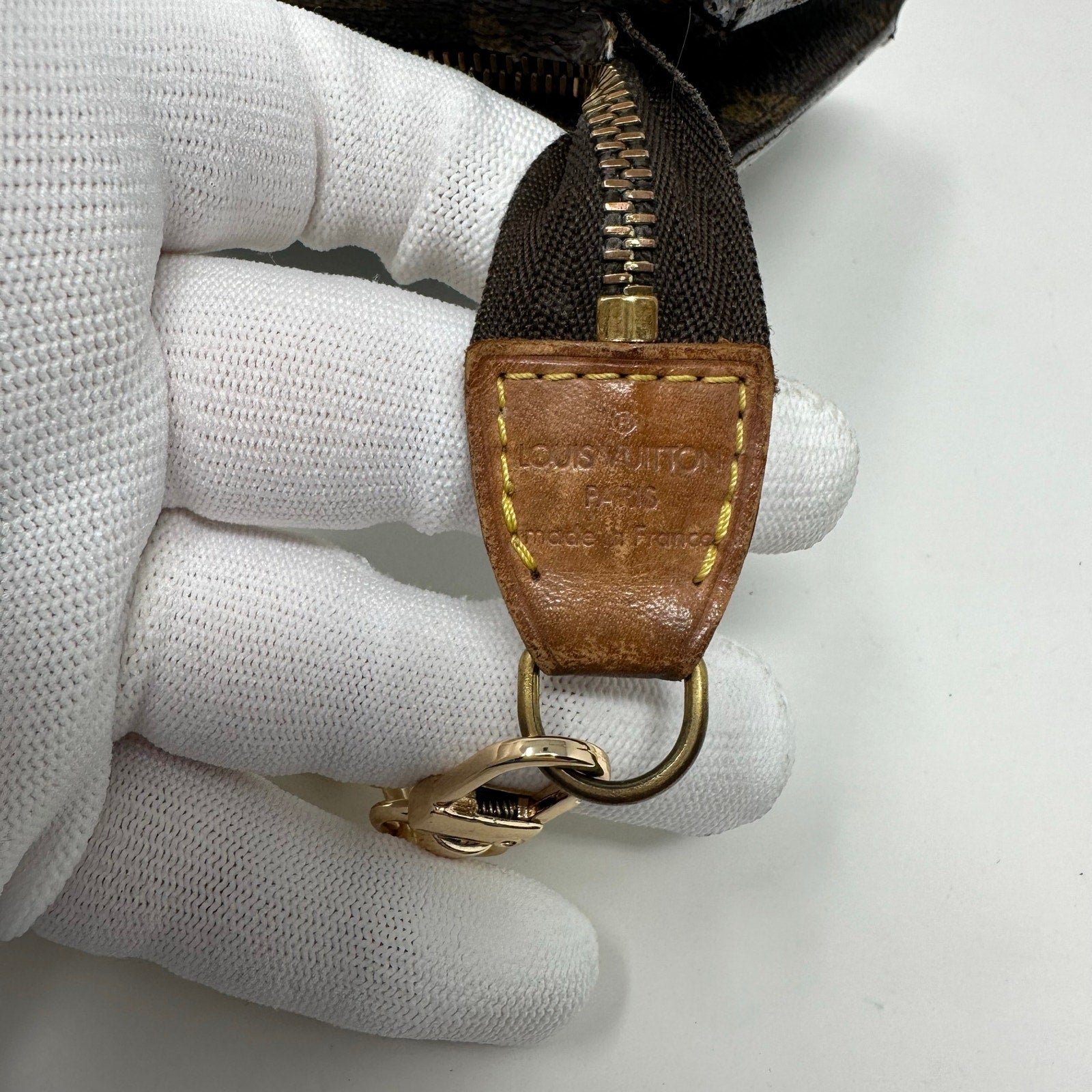 Louis Vuitton LV Monogram Bucket Accessory PM Pouch 17