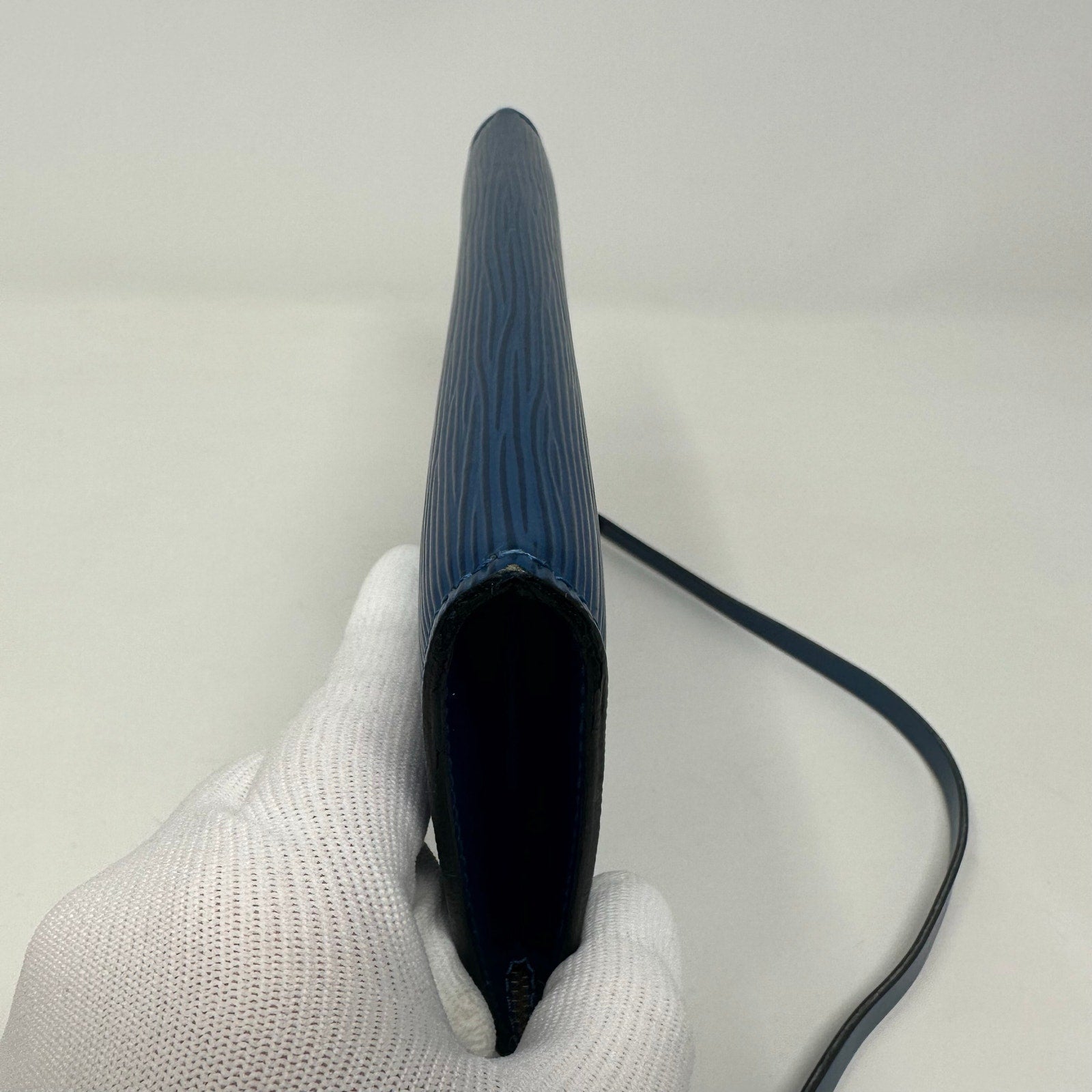 Louis Vuitton LV Blue Epi Leather Pochette Accessoires Pouch