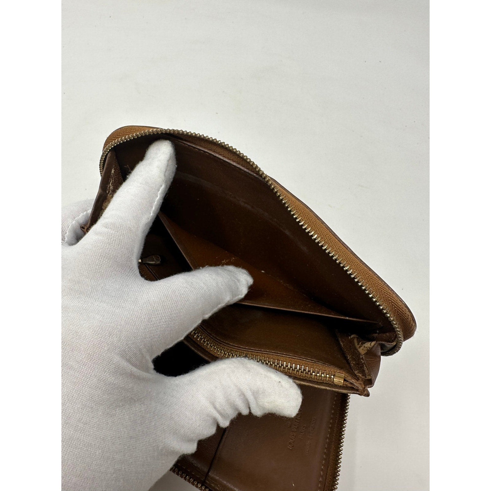 Louis Vuitton LV Vernis Monogram Eldridge Wallet Bronze