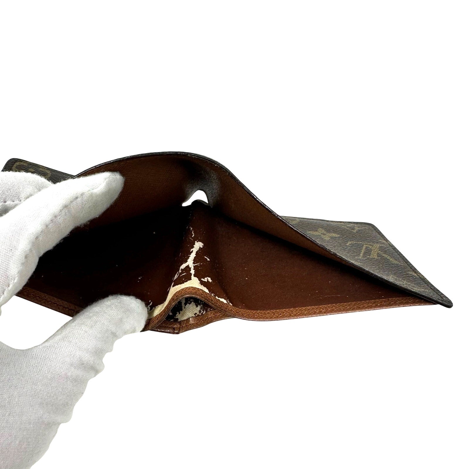 Louis Vuitton LV Monogram Men’s Bifold Wallet With Card Flaps