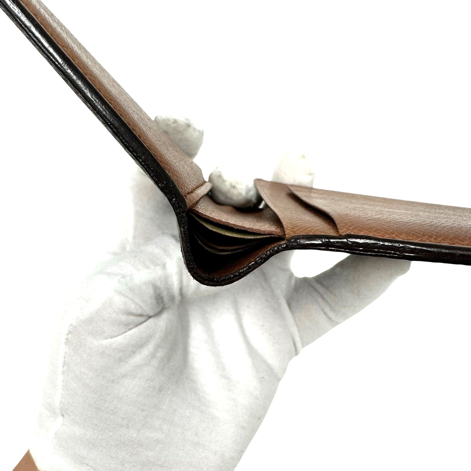 Louis Vuitton LV Monogram Men’s Bifold Wallet With Card Flaps