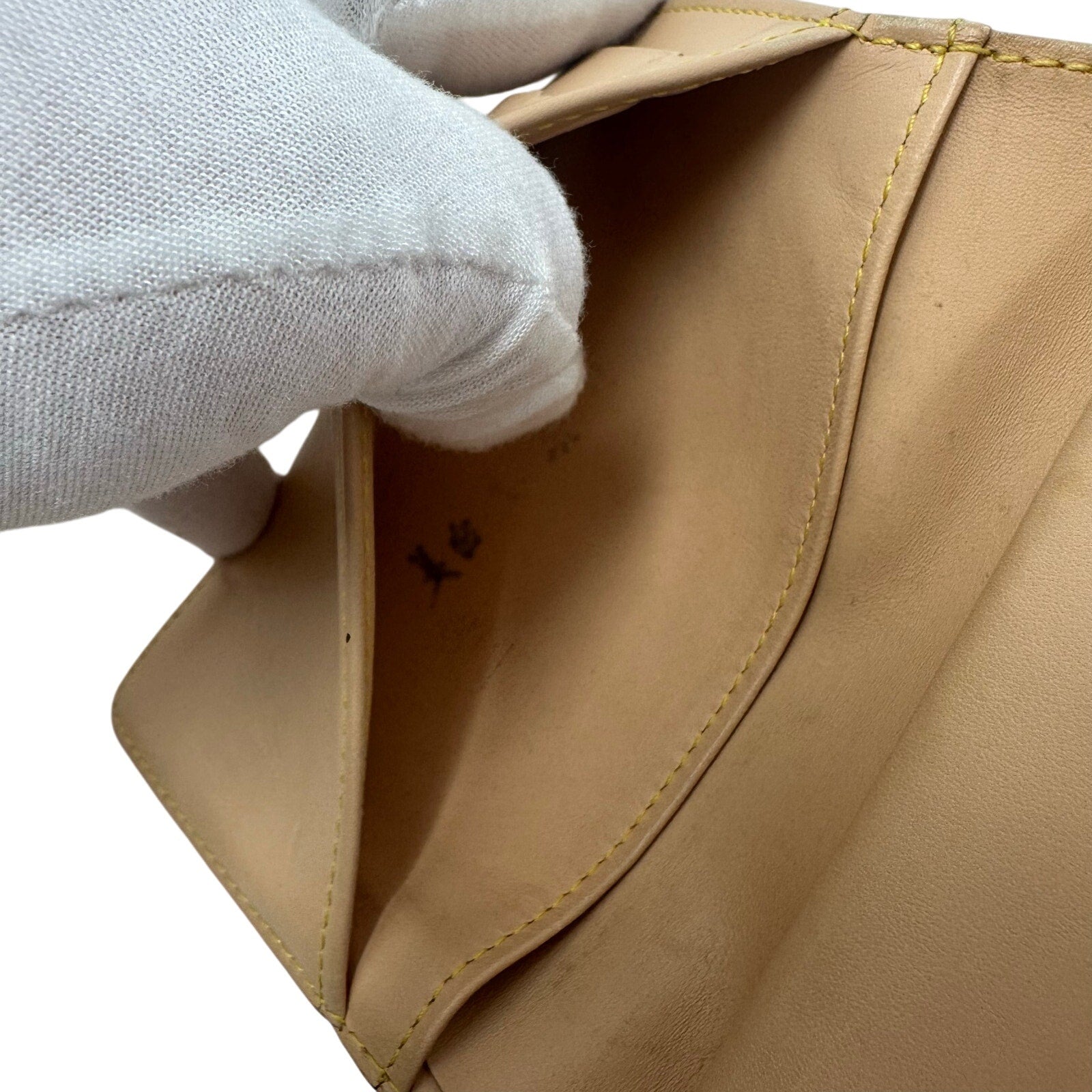 Louis Vuitton LV White Murakami Multicolor Monogram Kisslock Wallet