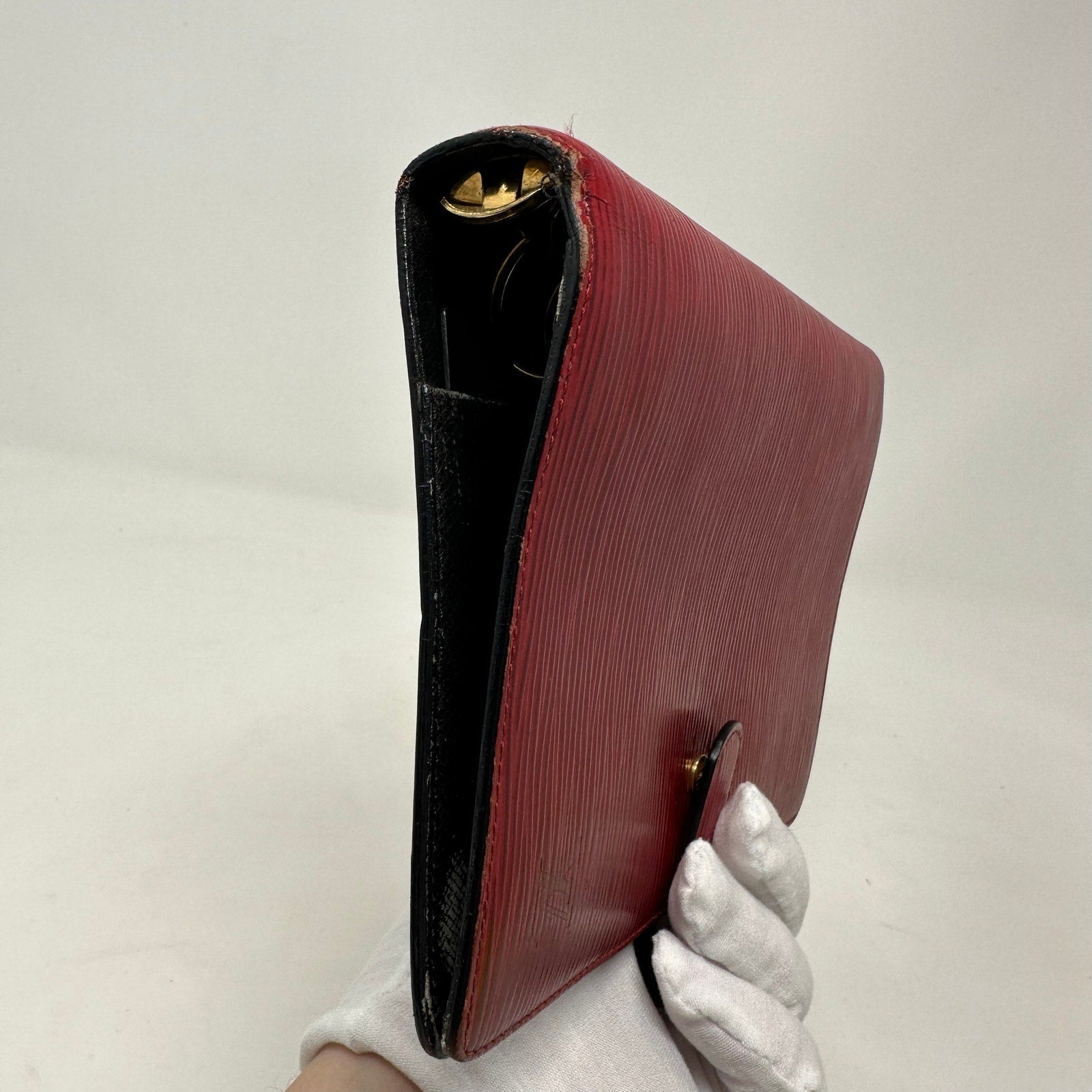 Louis Vuitton LV Epi MM Agenda Cover Red