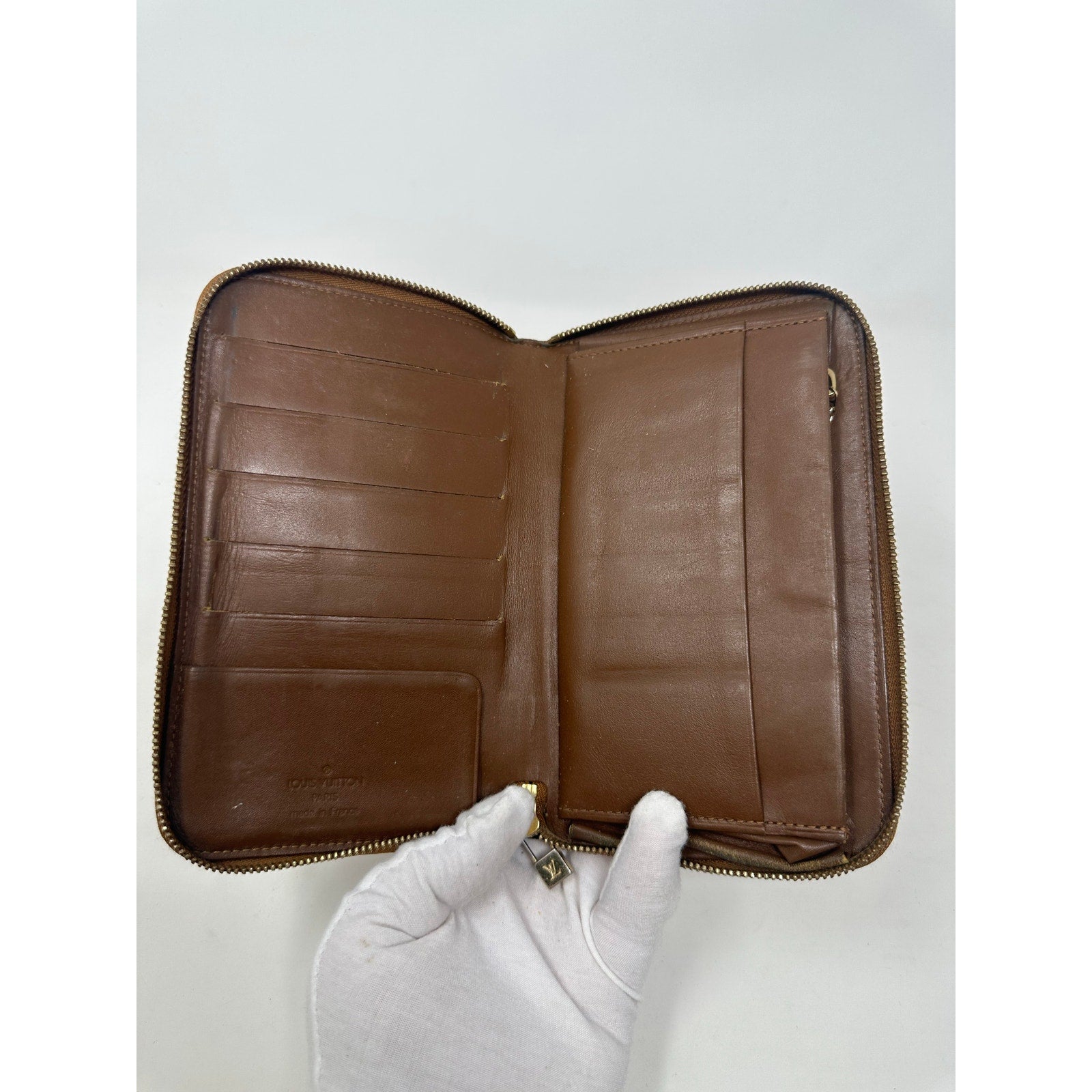 Louis Vuitton LV Vernis Monogram Eldridge Wallet Bronze