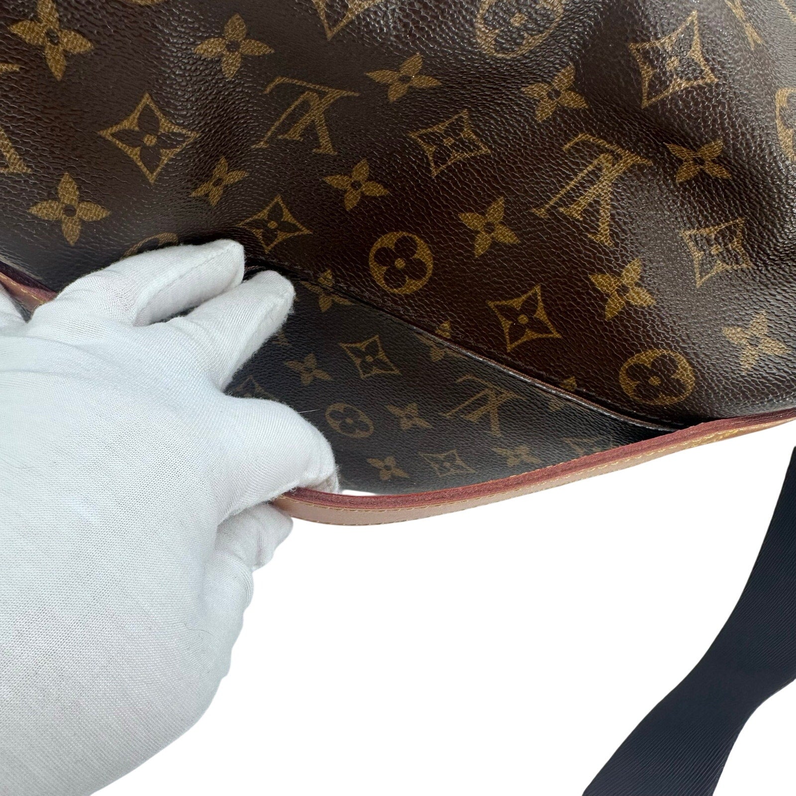 Louis Vuitton LV Monogram Abbesses Messenger Crossbody Bag