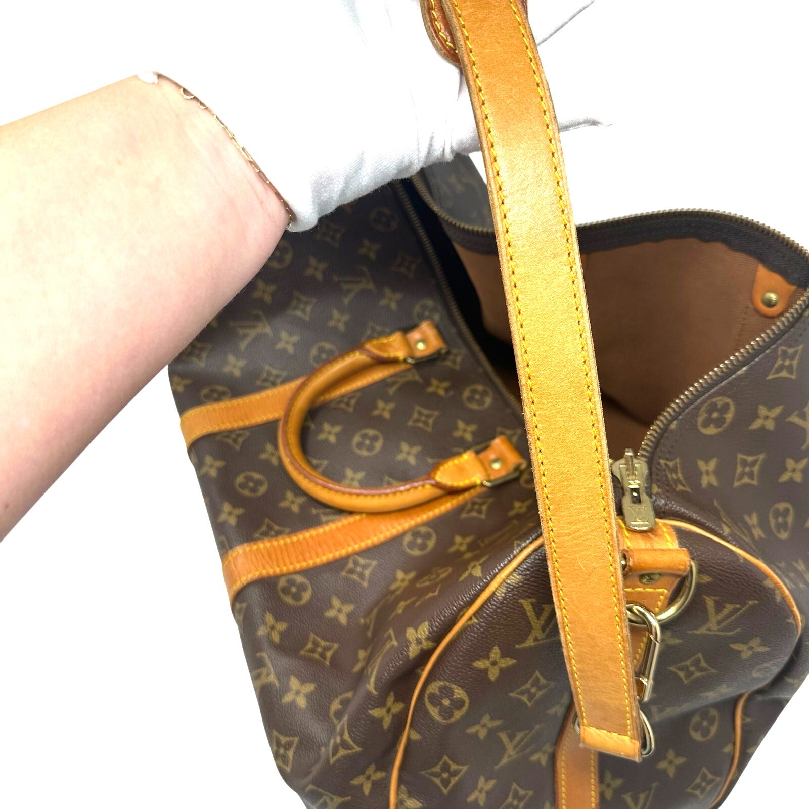 Louis Vuitton LV Monogram Keepall 45 Bandoulier Bando Bag Duffle