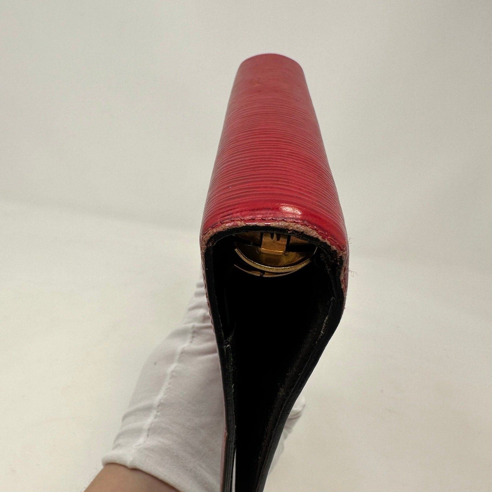 Louis Vuitton LV Epi MM Agenda Cover Red