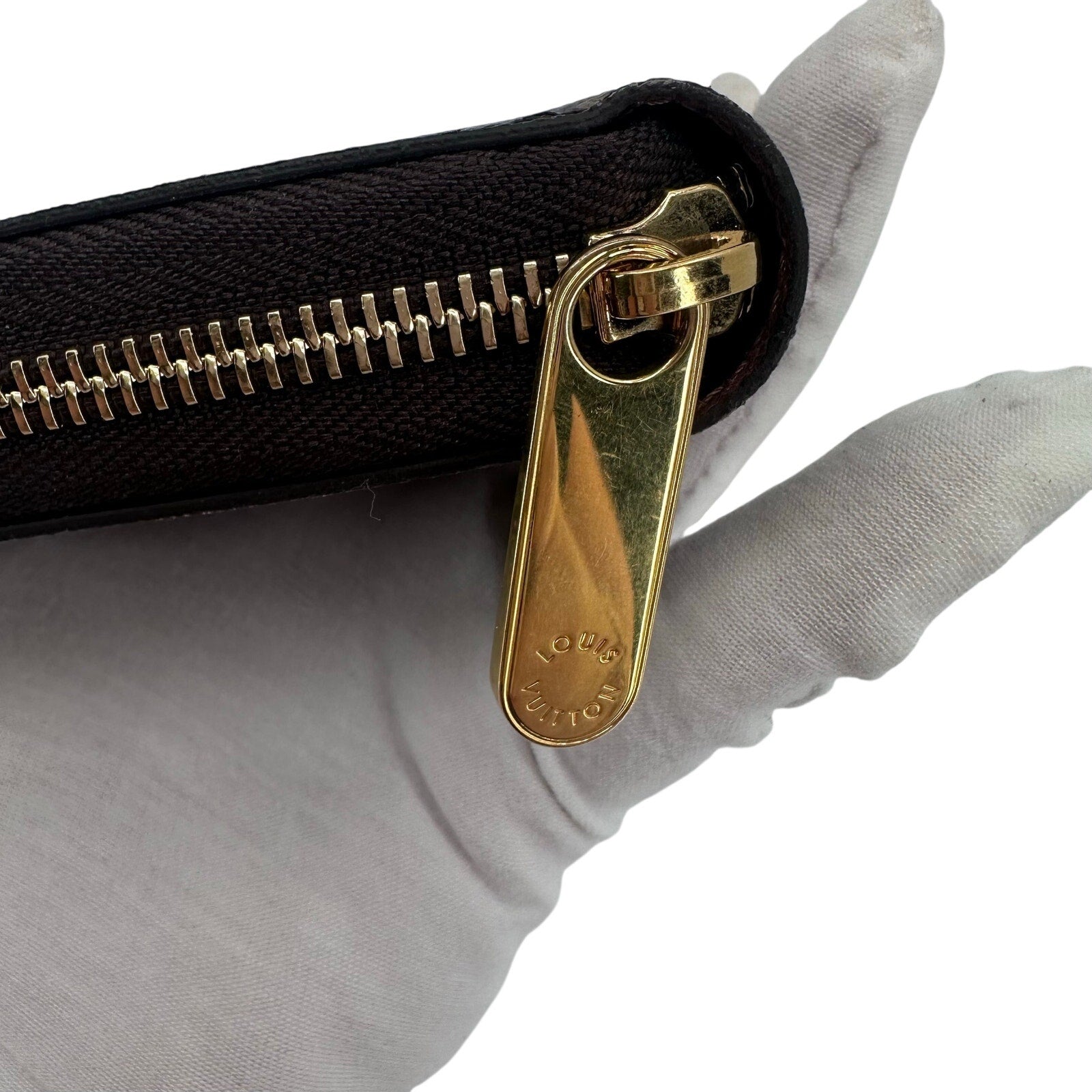 Louis Vuitton LV Monogram Zippy Wallet