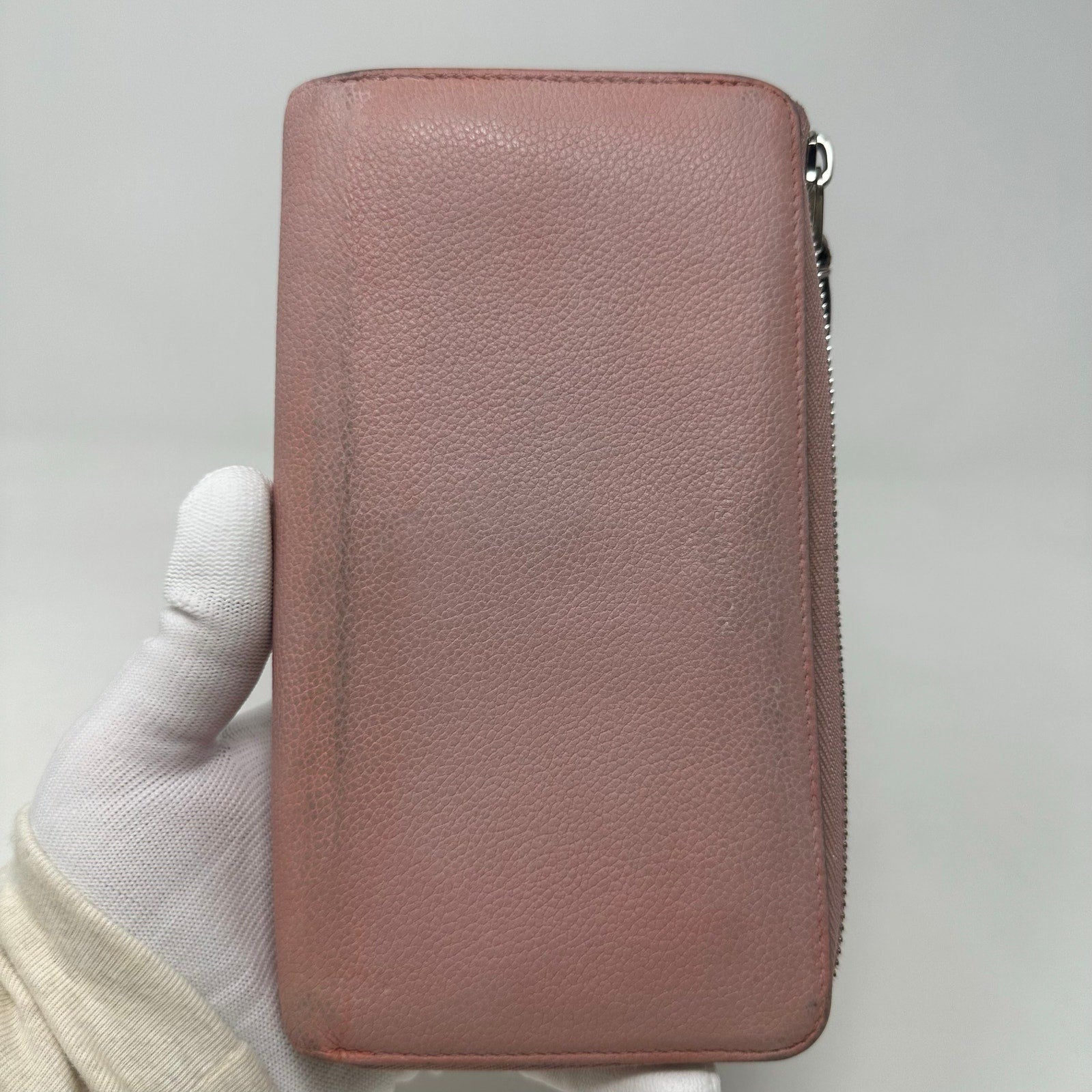 Louis Vuitton LV Veau Cachemire Comete Wallet Magnolia
