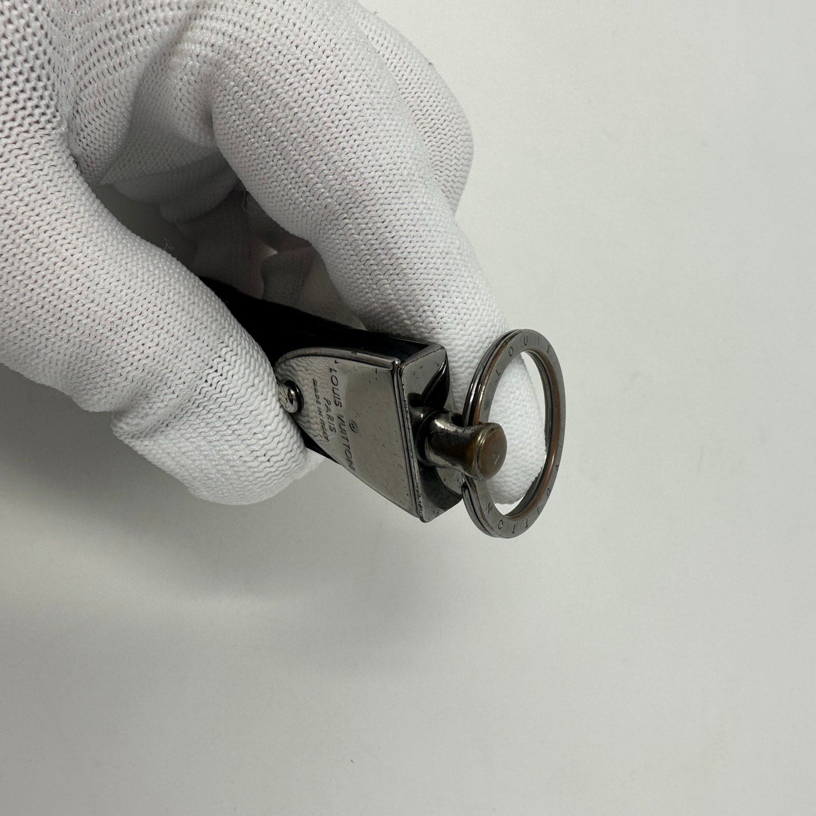 Louis Vuitton LV Porte Cles Dragonne Damier Infiniti Black Leather Keychain