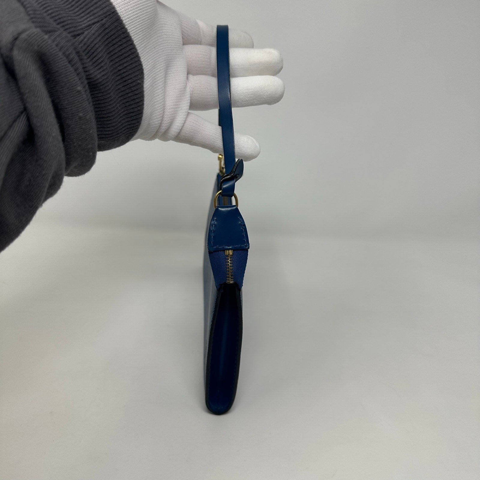 Louis Vuitton LV Blue Epi Leather Pochette Accessoires Pouch