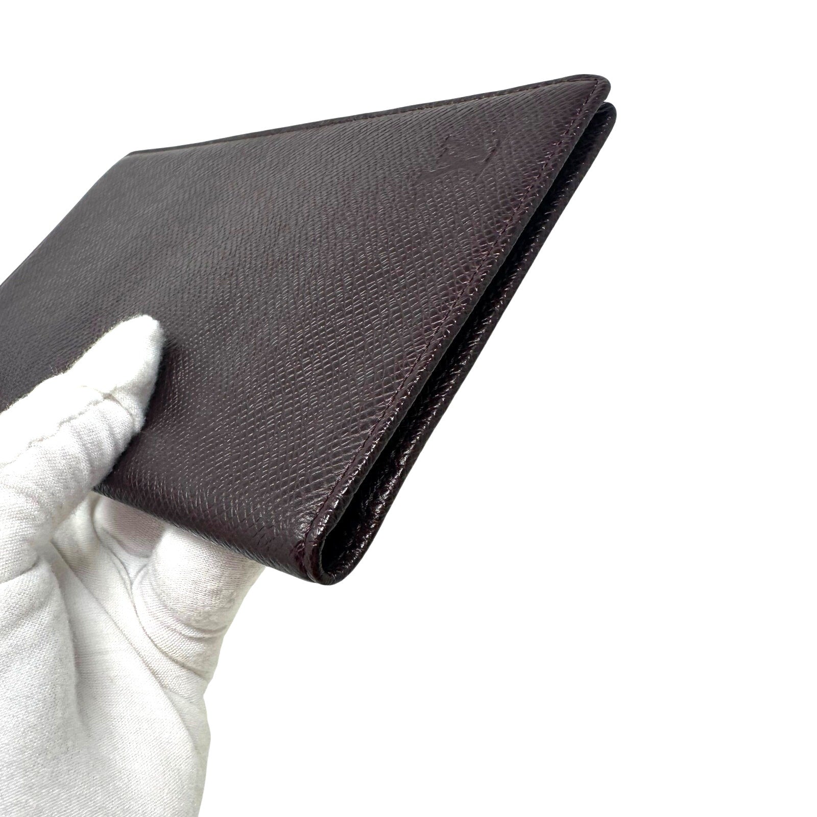 Louis Vuitton LV Taiga Leather Porte-Valeurs Cartes Crédit Vertical Wallet Burgundy Full Inclusion