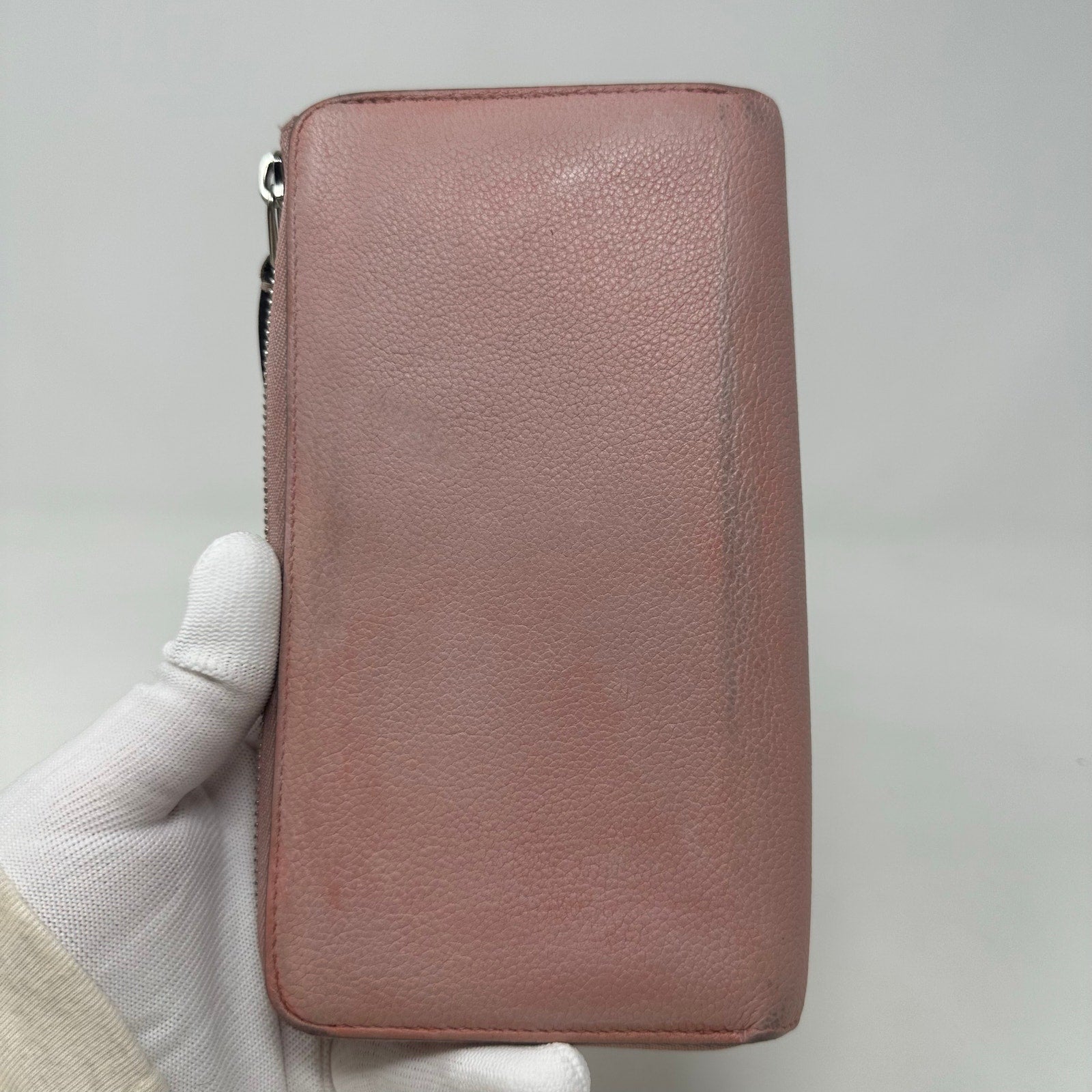 Louis Vuitton LV Veau Cachemire Comete Wallet Magnolia