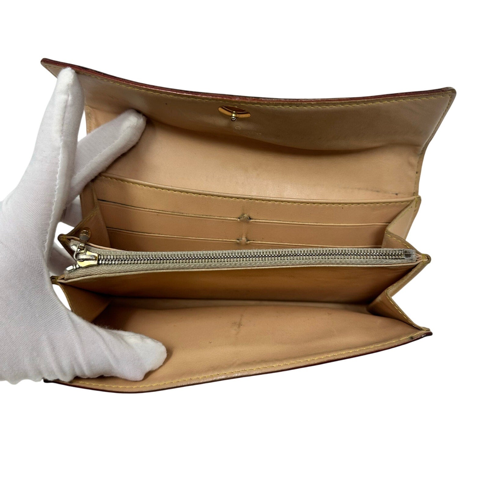 Louis Vuitton LV Black Murakami Multicolor Monogram Long Sarah Wallet Beige Interior