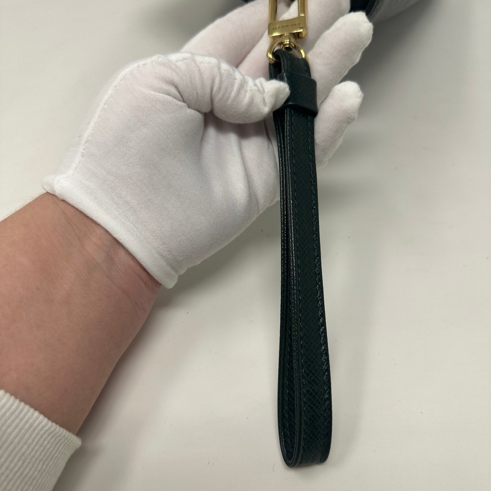 Louis Vuitton LV Baikal Clutch Epicea Green Taiga Leather Bag