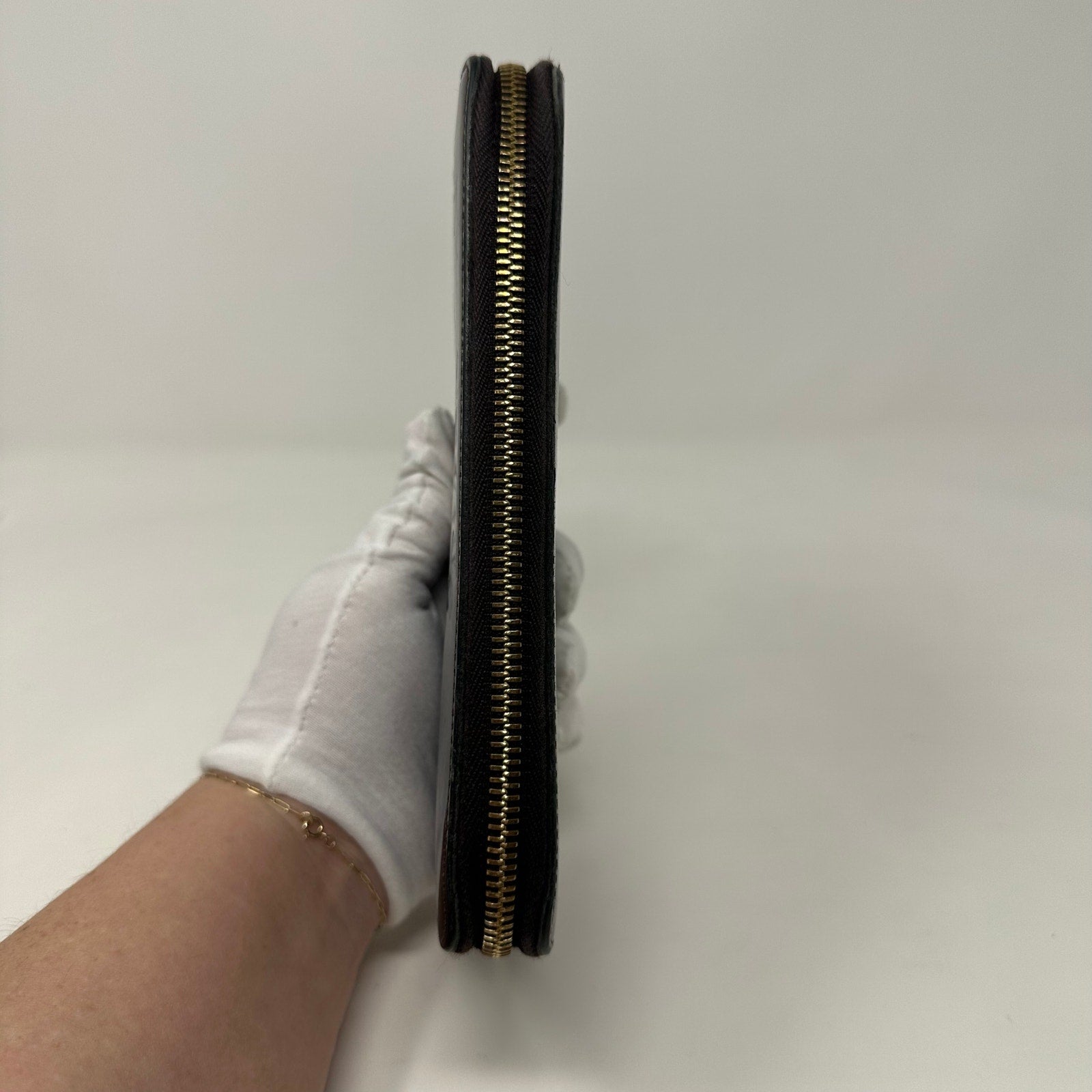 Louis Vuitton LV Vernis Amarante Monogram Zippy Wallet