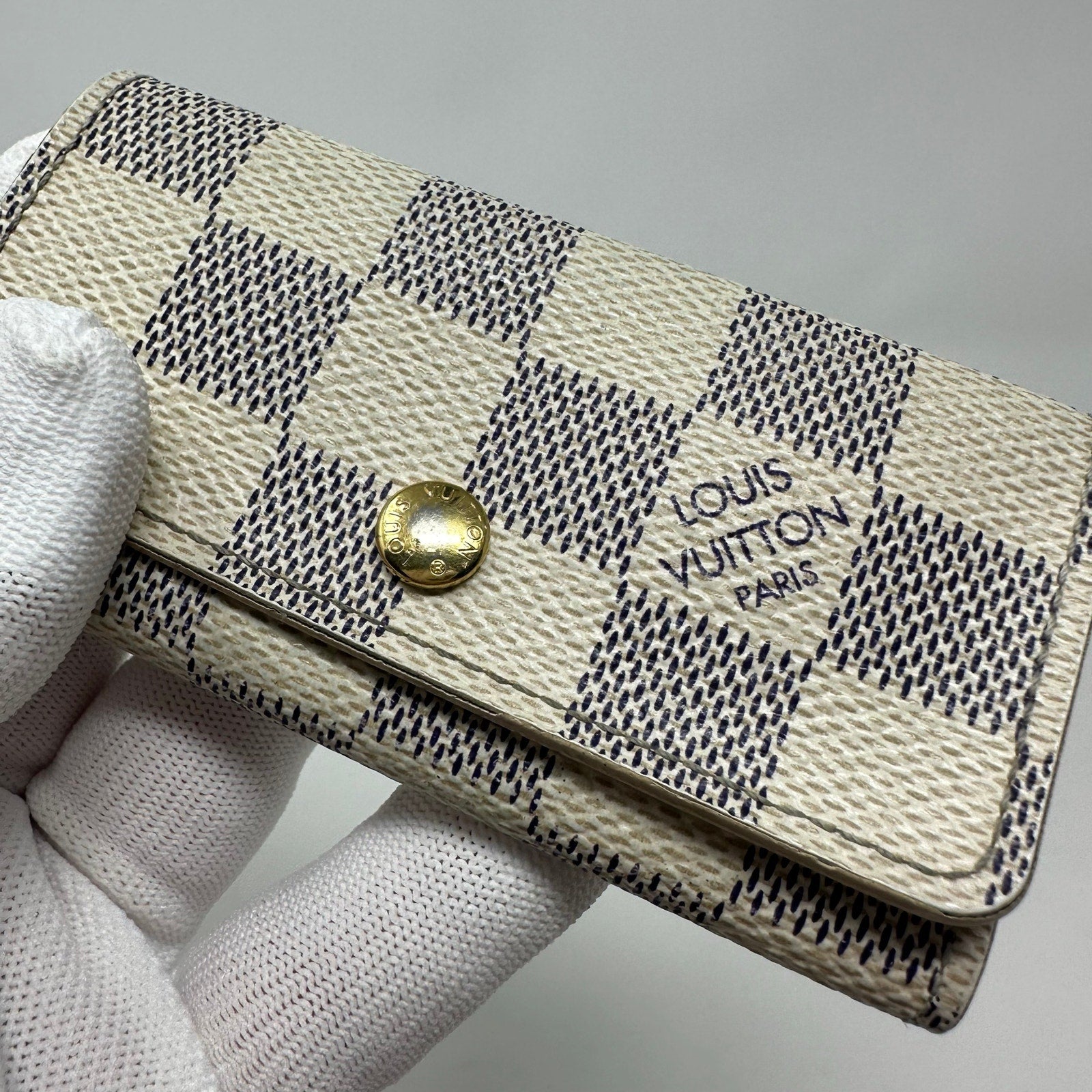 Louis Vuitton LV Damier Azur 4 Key Cles Holder