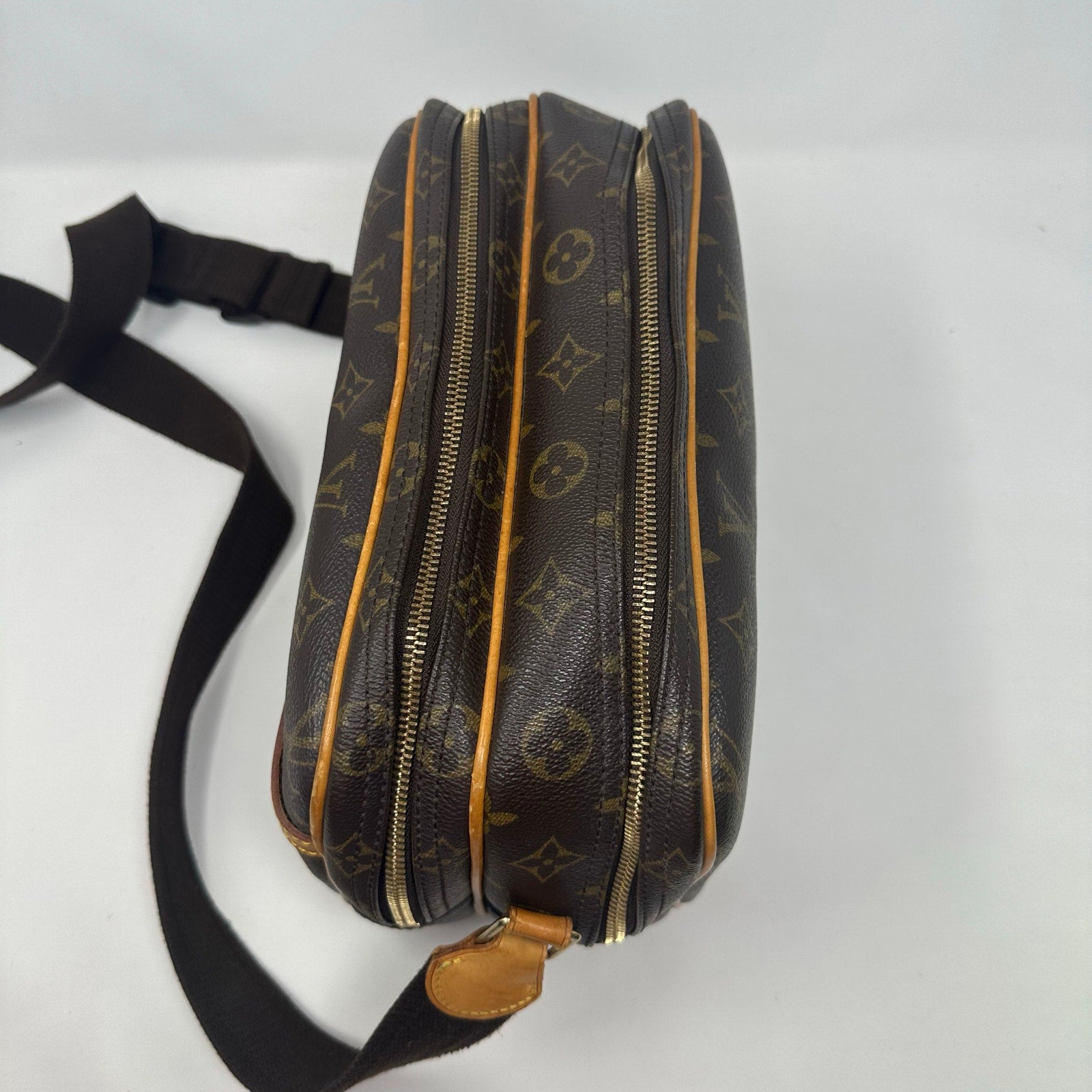 Louis Vuitton LV Monogram Reporter PM Crossbody Messenger Bag