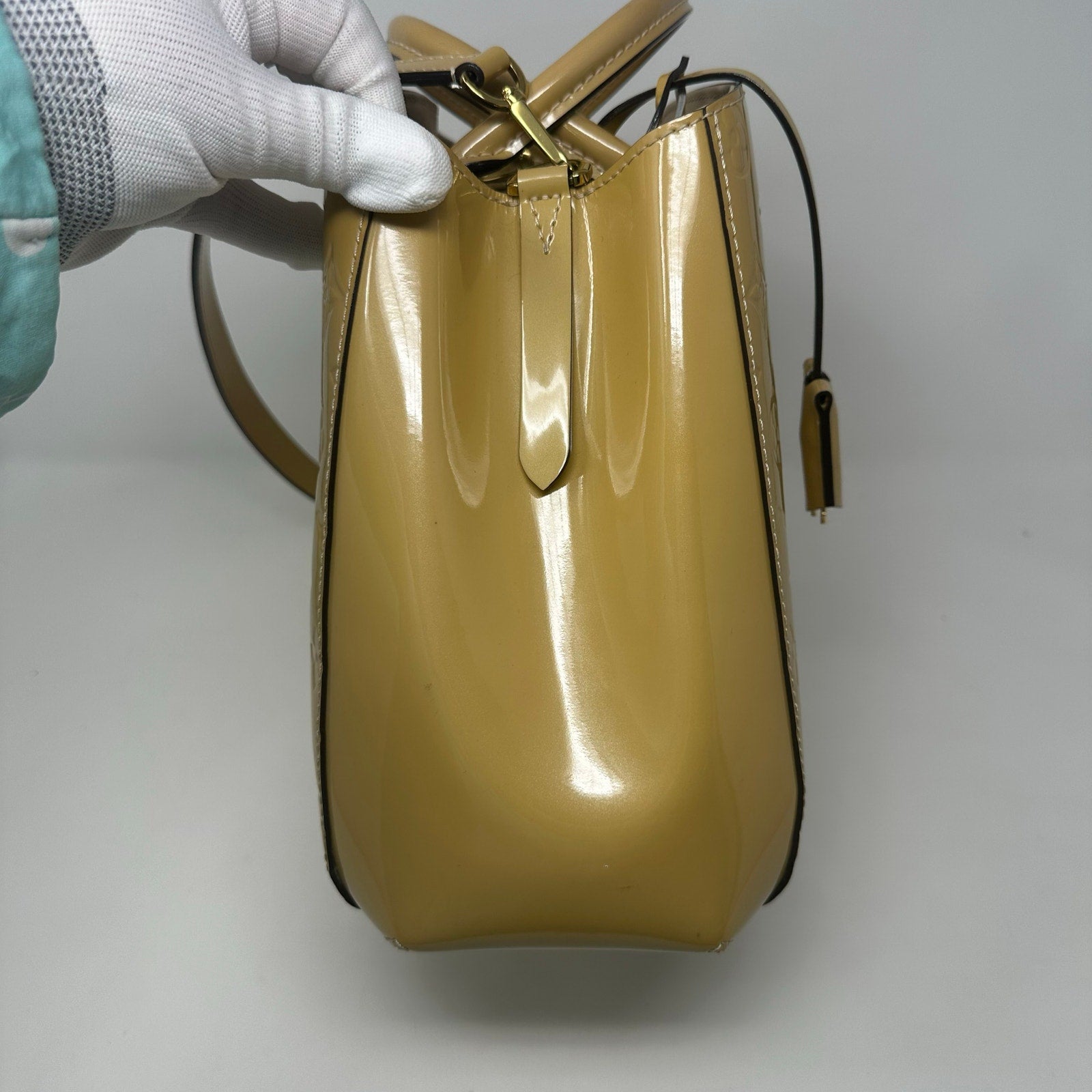 Louis Vuitton LV Vernis Monogram Montaigne Bag Cream Yellow