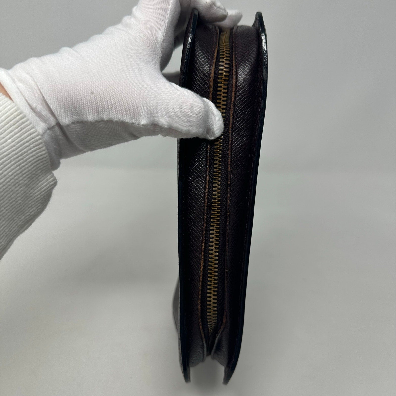 Louis Vuitton LV Bordeaux Taiga Leather Baikal Pouch Clutch Bag