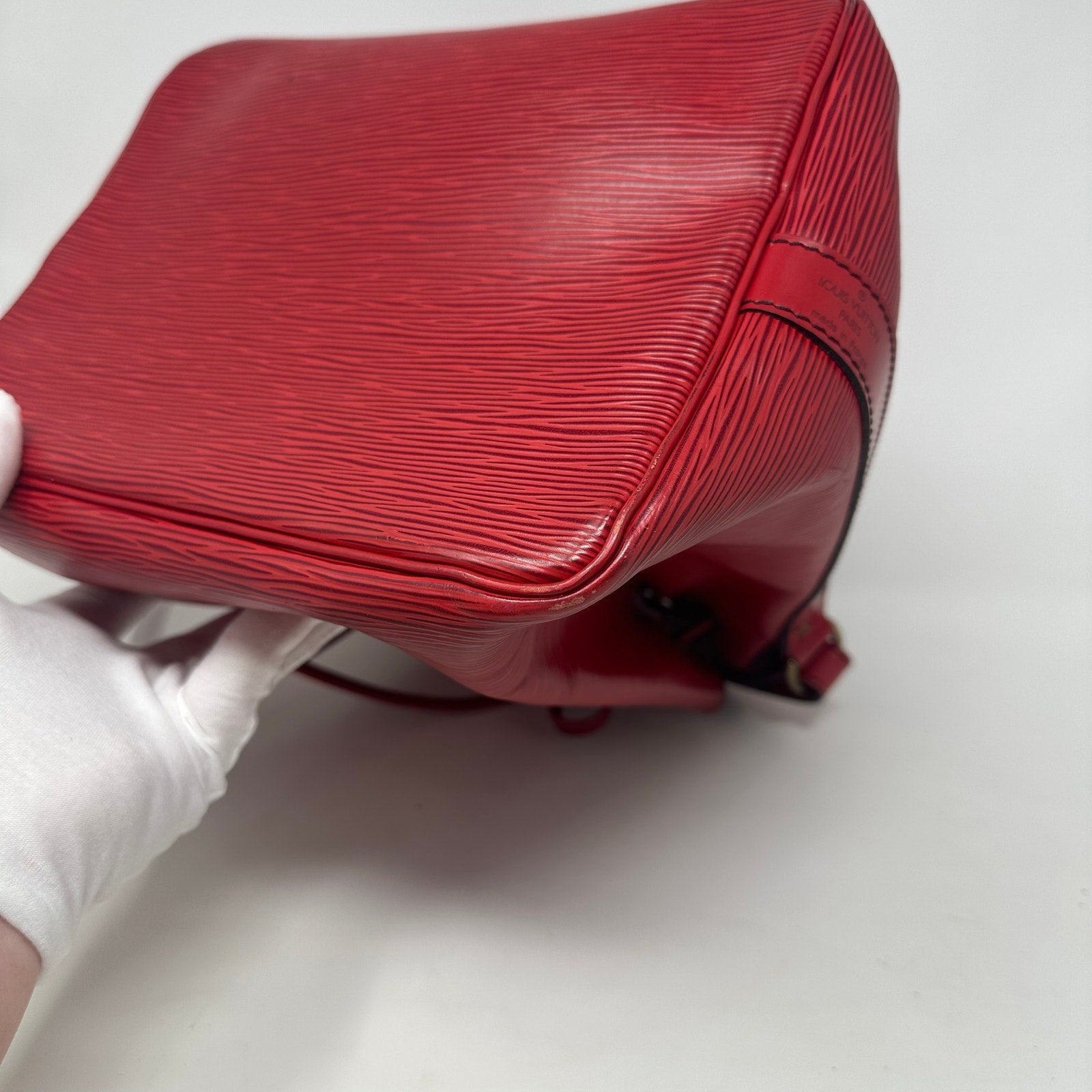 Louis Vuitton LV Petit Noe Epi Red Bag Drawstring Bucket Shoulder Bag