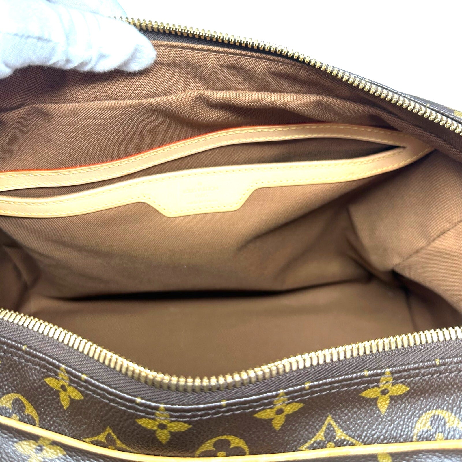 Louis Vuitton LV Monogram Carryall Satchel Duffle Bag