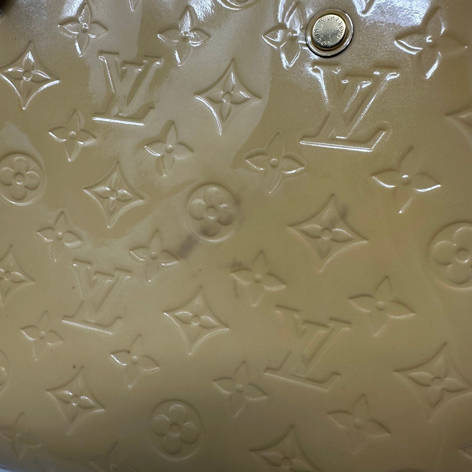 Louis Vuitton LV Vernis Monogram Montaigne Bag Cream Yellow