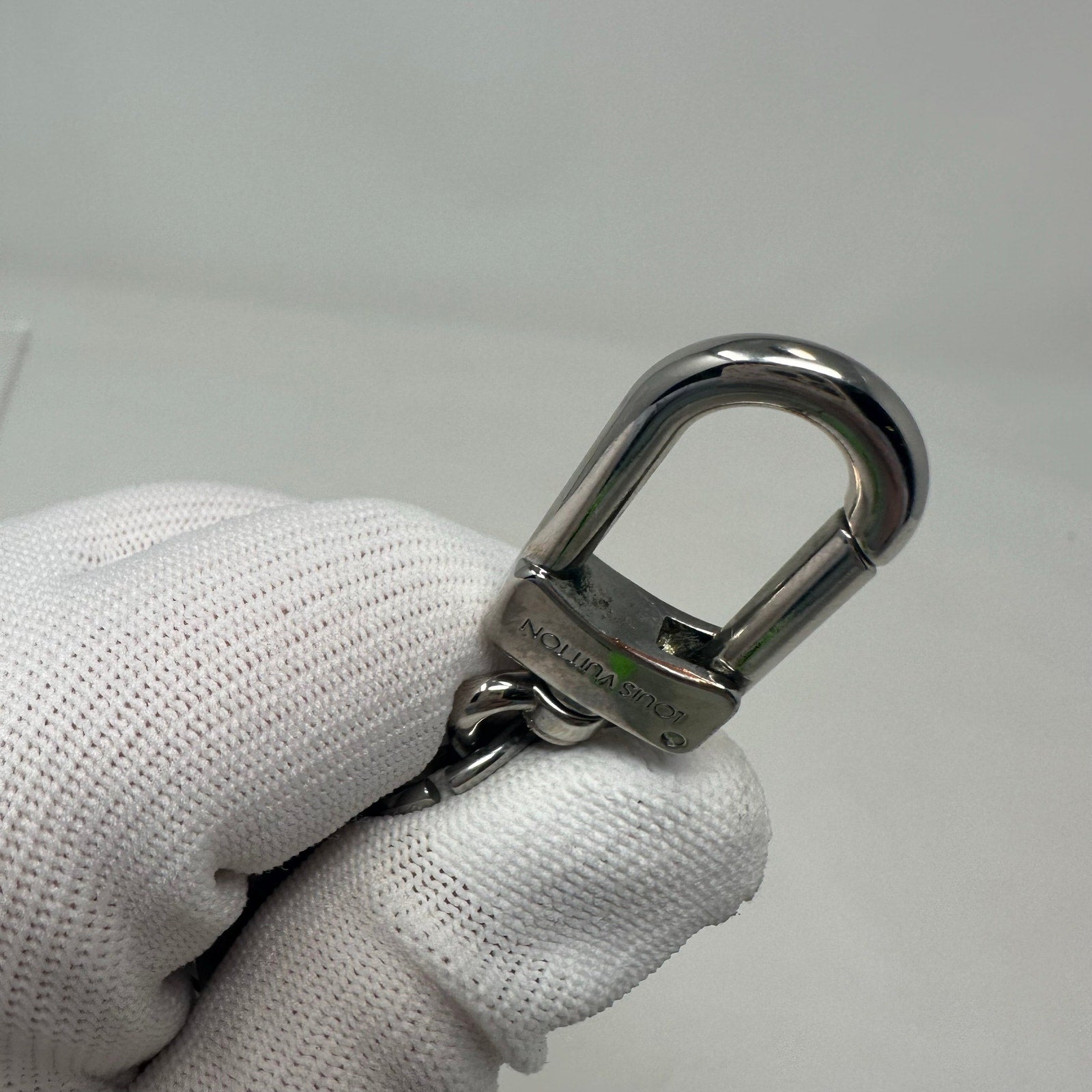 Louis Vuitton LV Cut Circle Key Ring Holder Black Silver