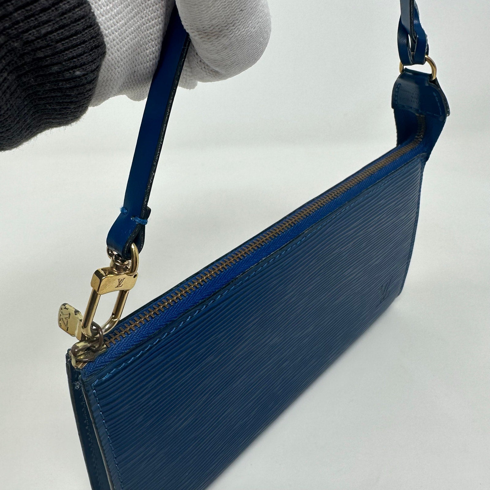 Louis Vuitton LV Blue Epi Leather Pochette Accessoires Pouch