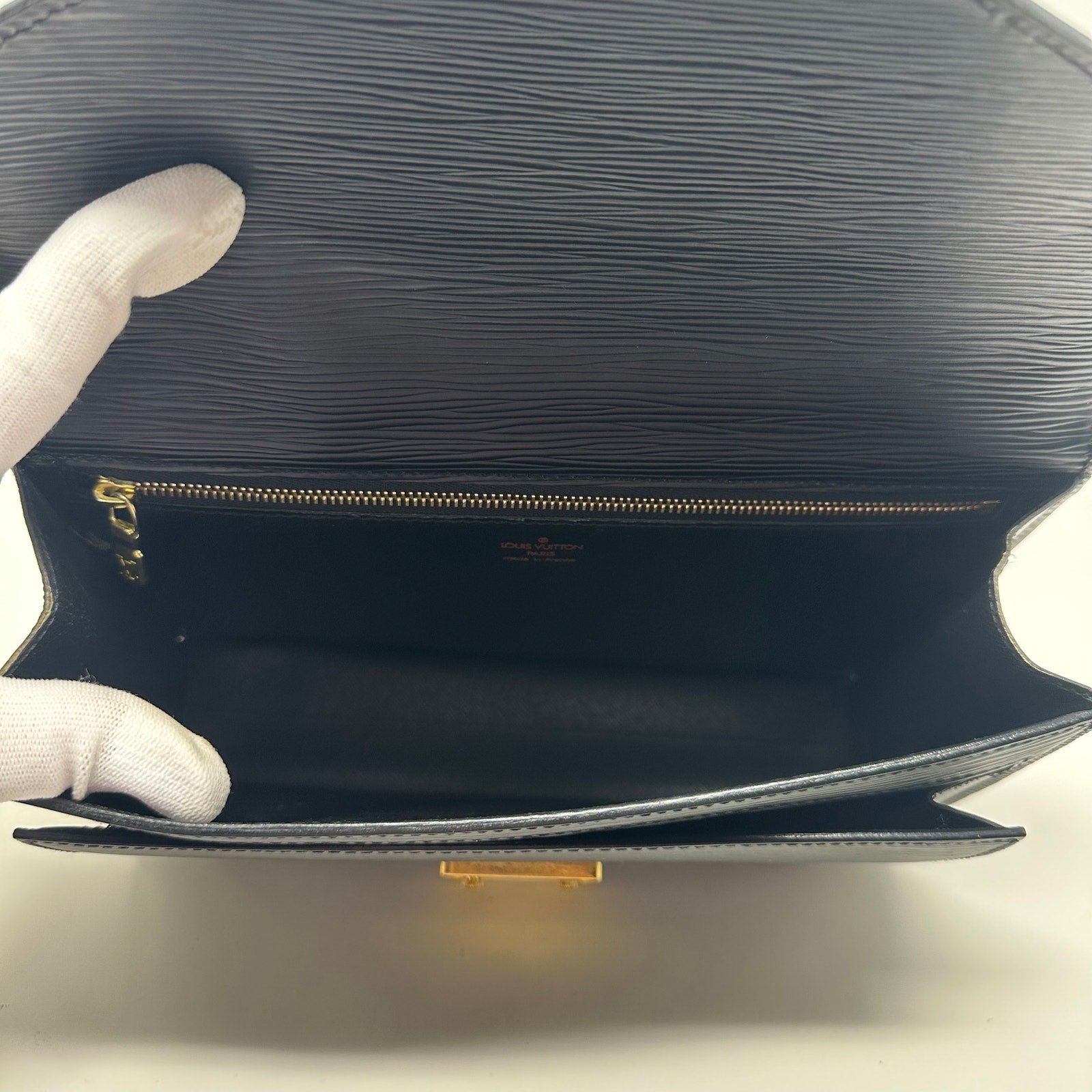 Louis Vuitton LV Epi Leather Pochette Sellier Dragonne Clutch Bag Black