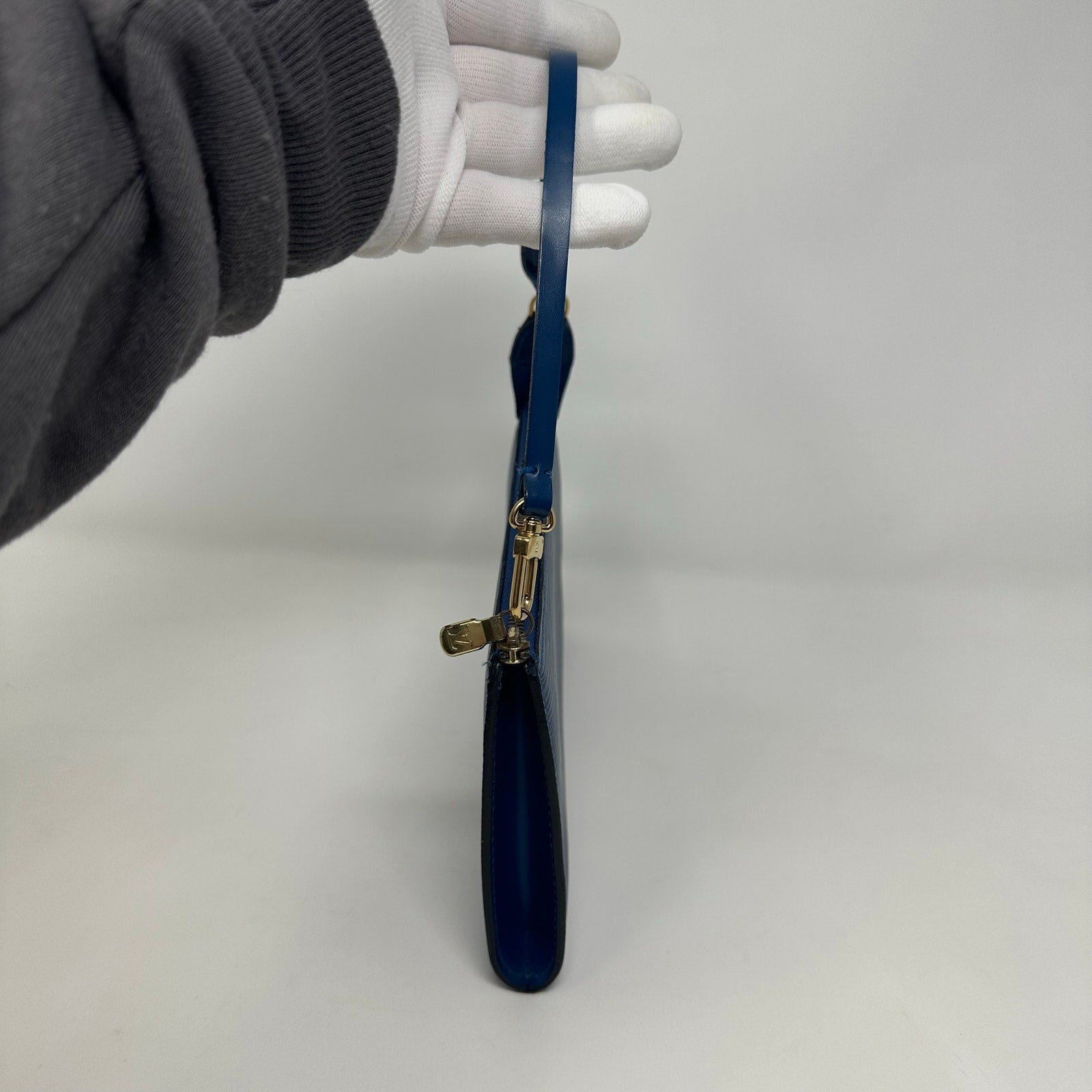 Louis Vuitton LV Blue Epi Leather Pochette Accessoires Pouch