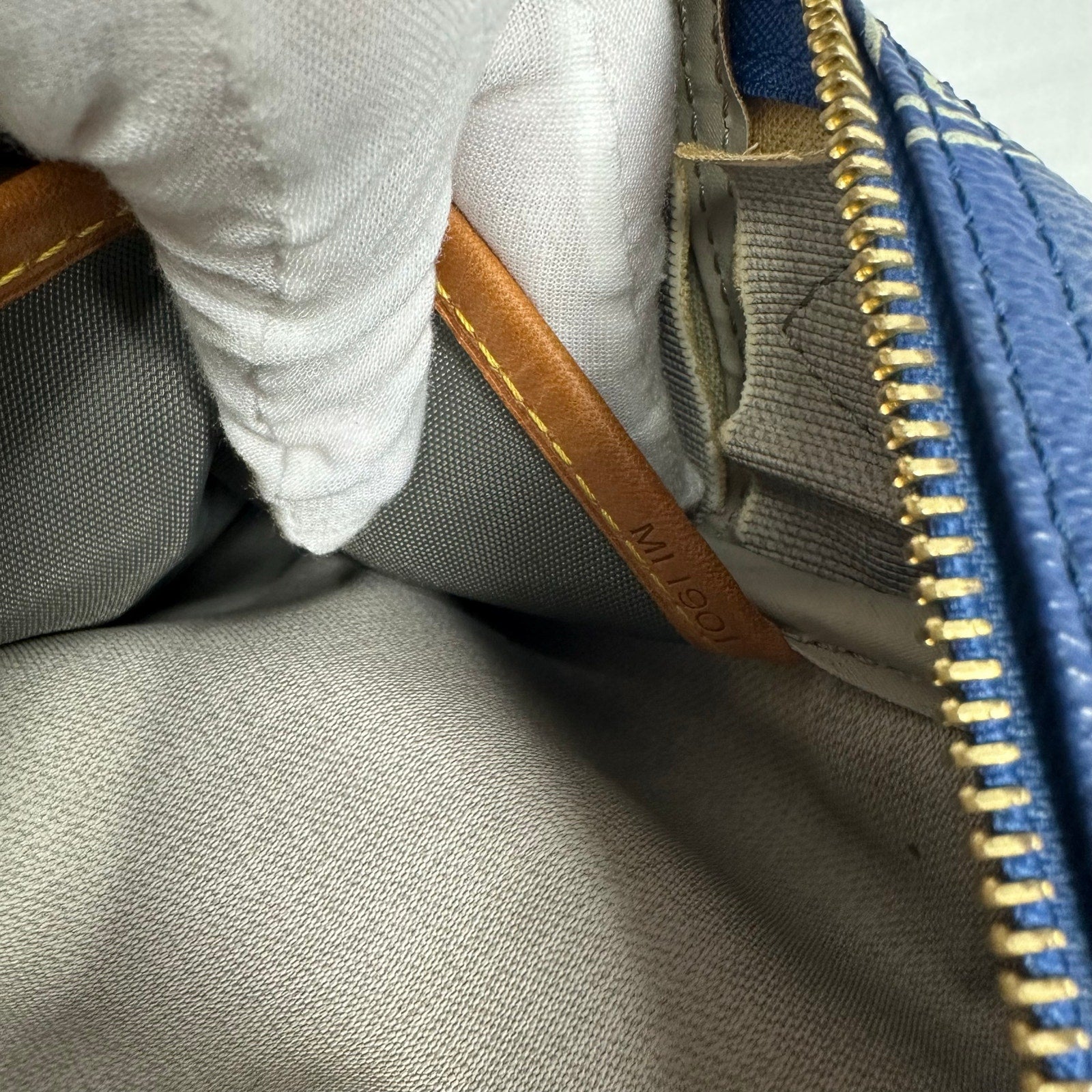 Louis Vuitton LV Cup Blue Monogram Sail Sac Cowes Messenger Bag