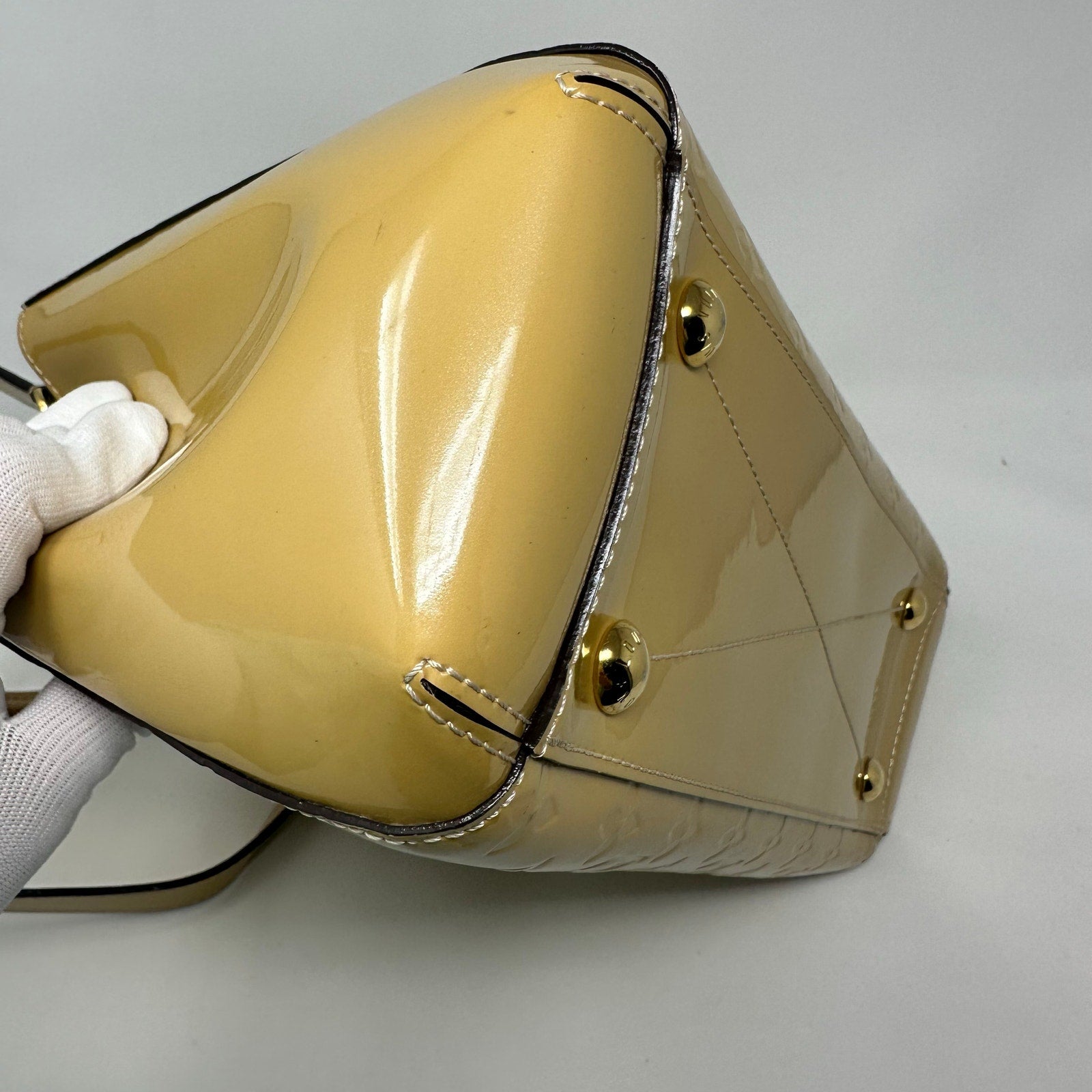 Louis Vuitton LV Vernis Monogram Montaigne Bag Cream Yellow