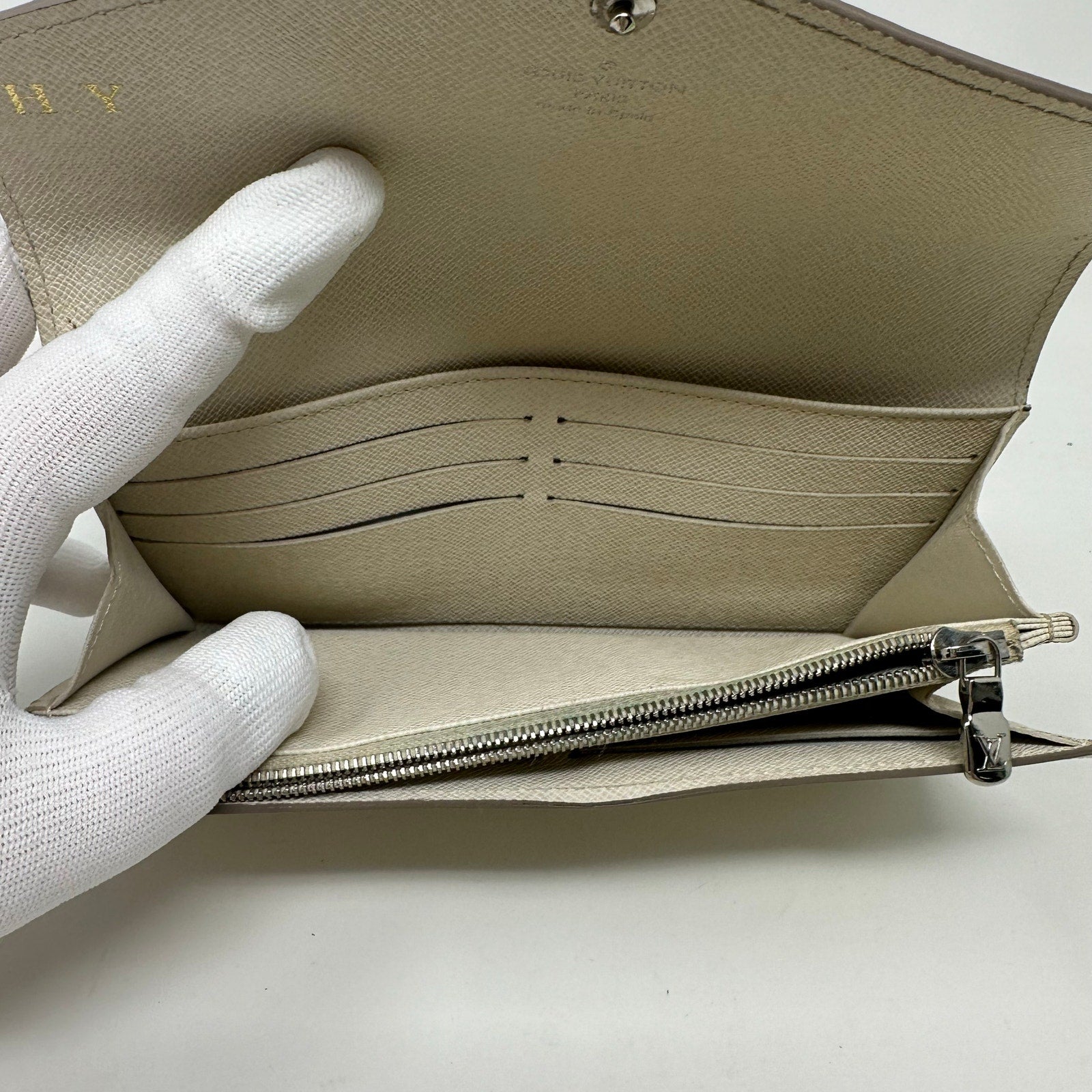 Louis Vuitton LV White Epi Leather Portefeuille Sarah Wallet