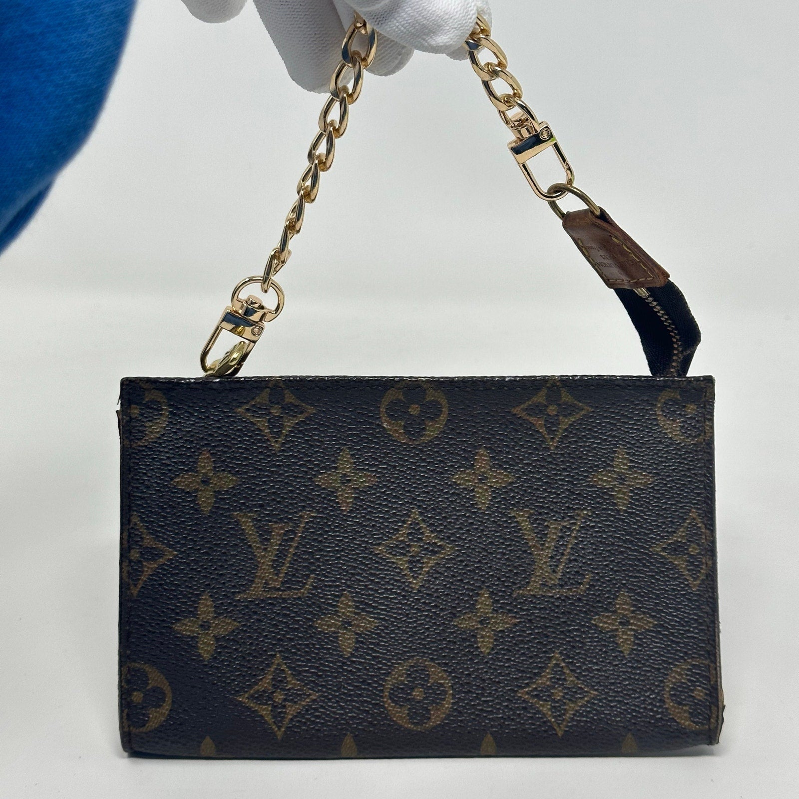 Louis Vuitton LV Monogram Bucket Accessory PM Pouch 17
