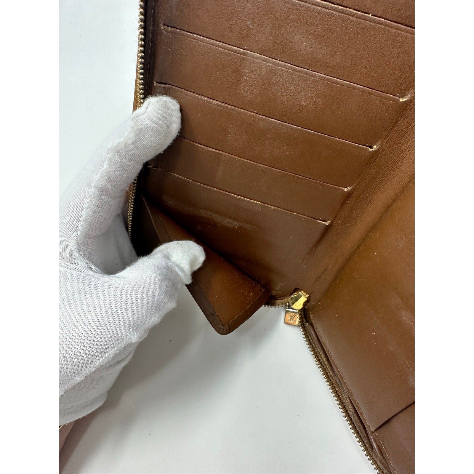 Louis Vuitton LV Vernis Monogram Eldridge Wallet Bronze