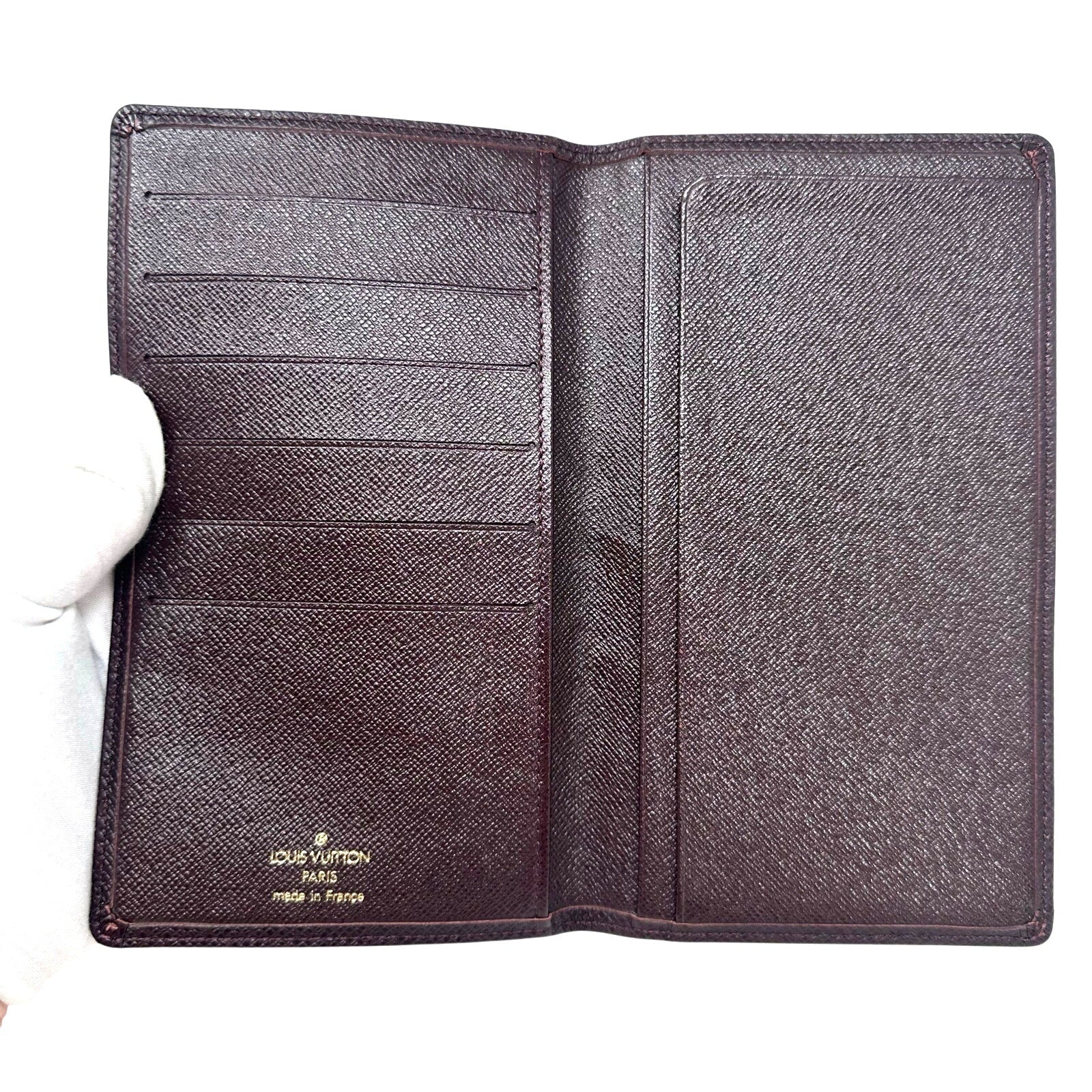 Louis Vuitton LV Taiga Leather Porte-Valeurs Cartes Crédit Vertical Wallet Burgundy Full Inclusion