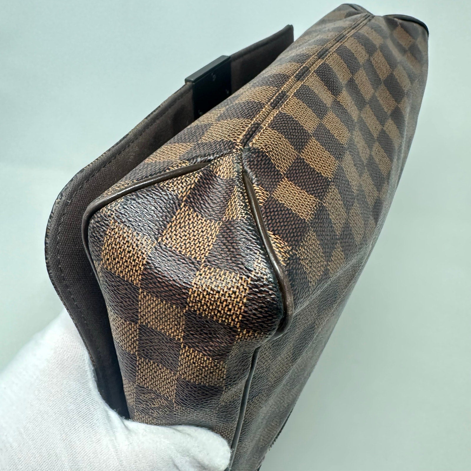 Louis Vuitton LV Damier Ebene District MM Crossbody Messenger Bag
