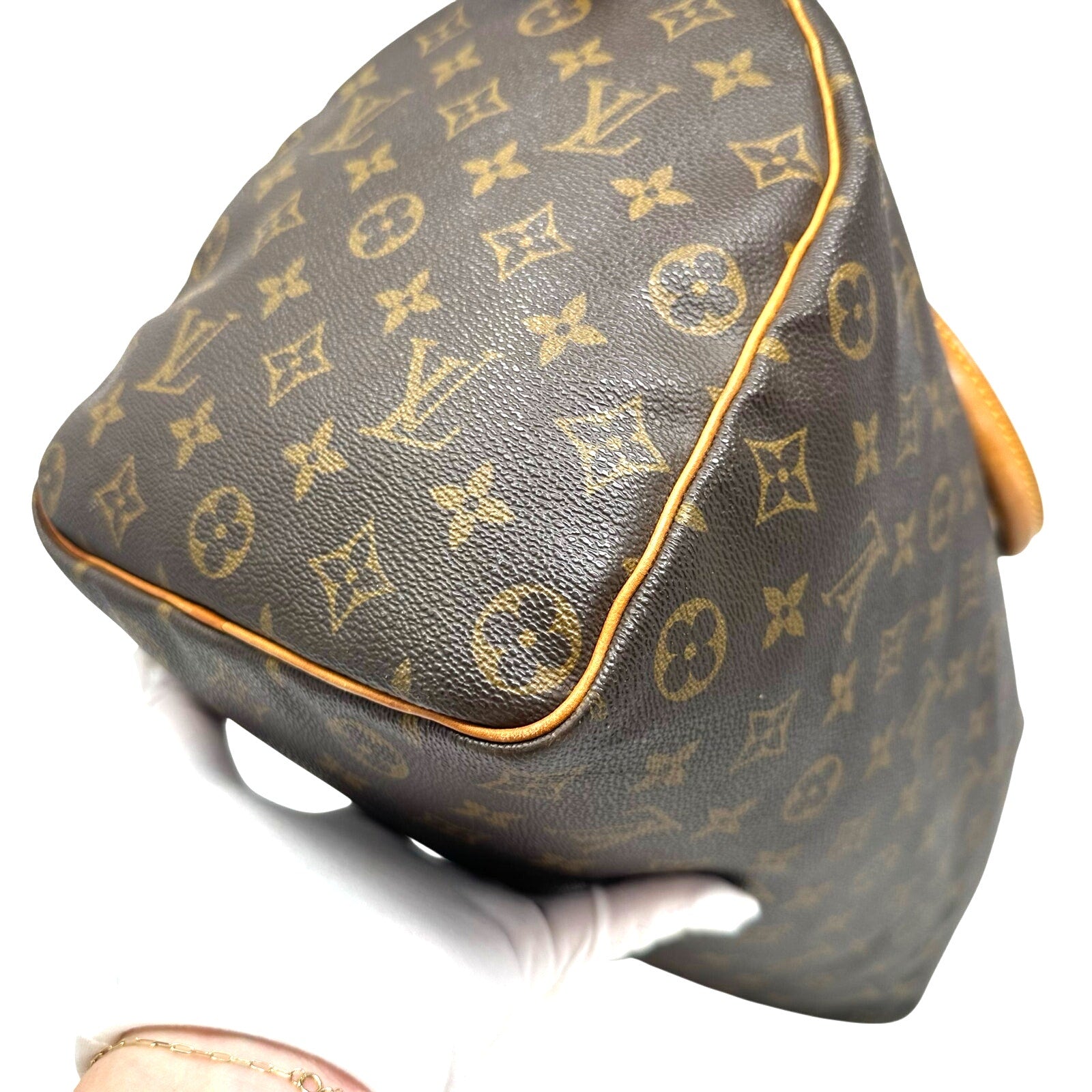 Louis Vuitton LV Monogram Speedy 35 Boston Bag