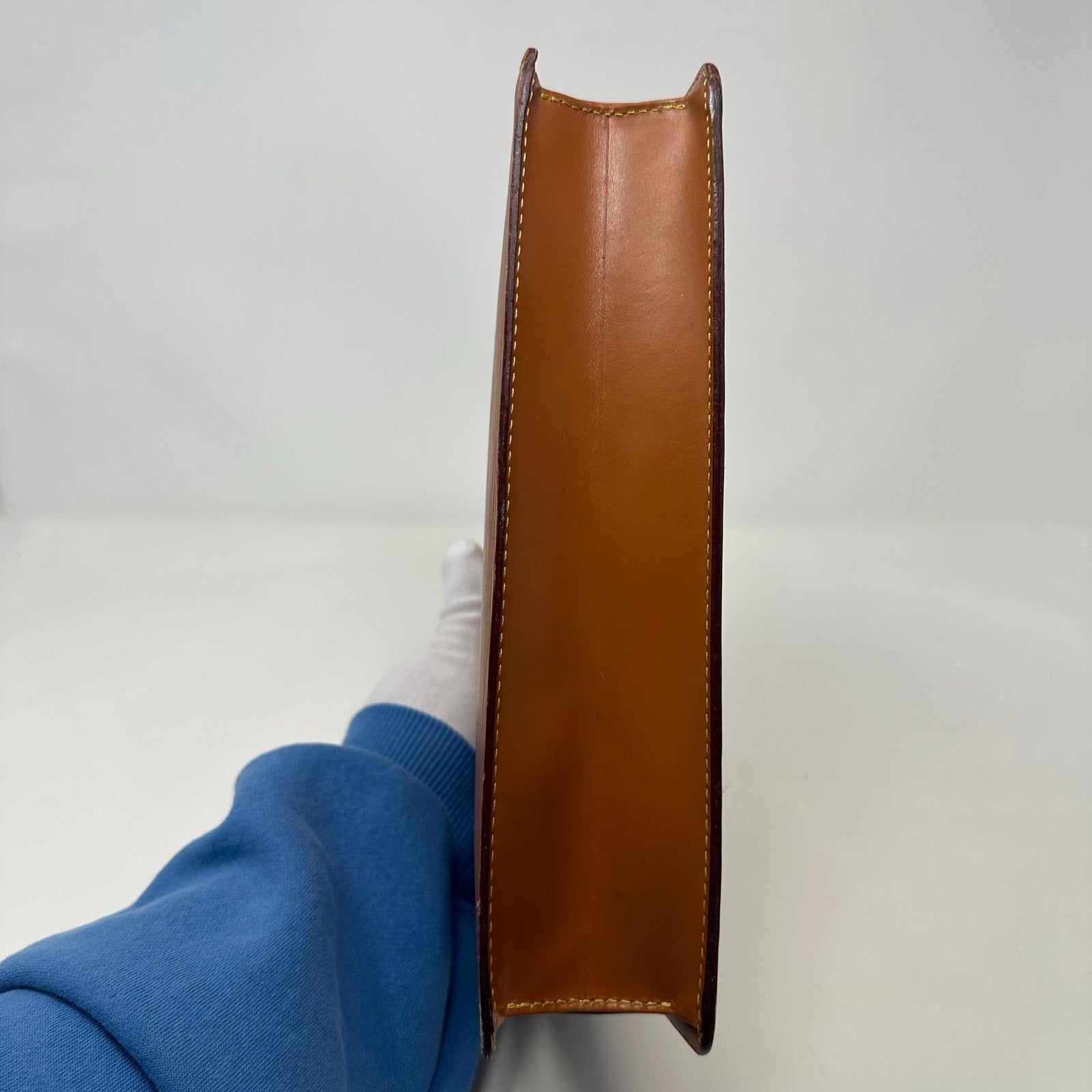 Louis Vuitton LV Pochette Homme Clutch Bag Epi Leather Cipango Gold