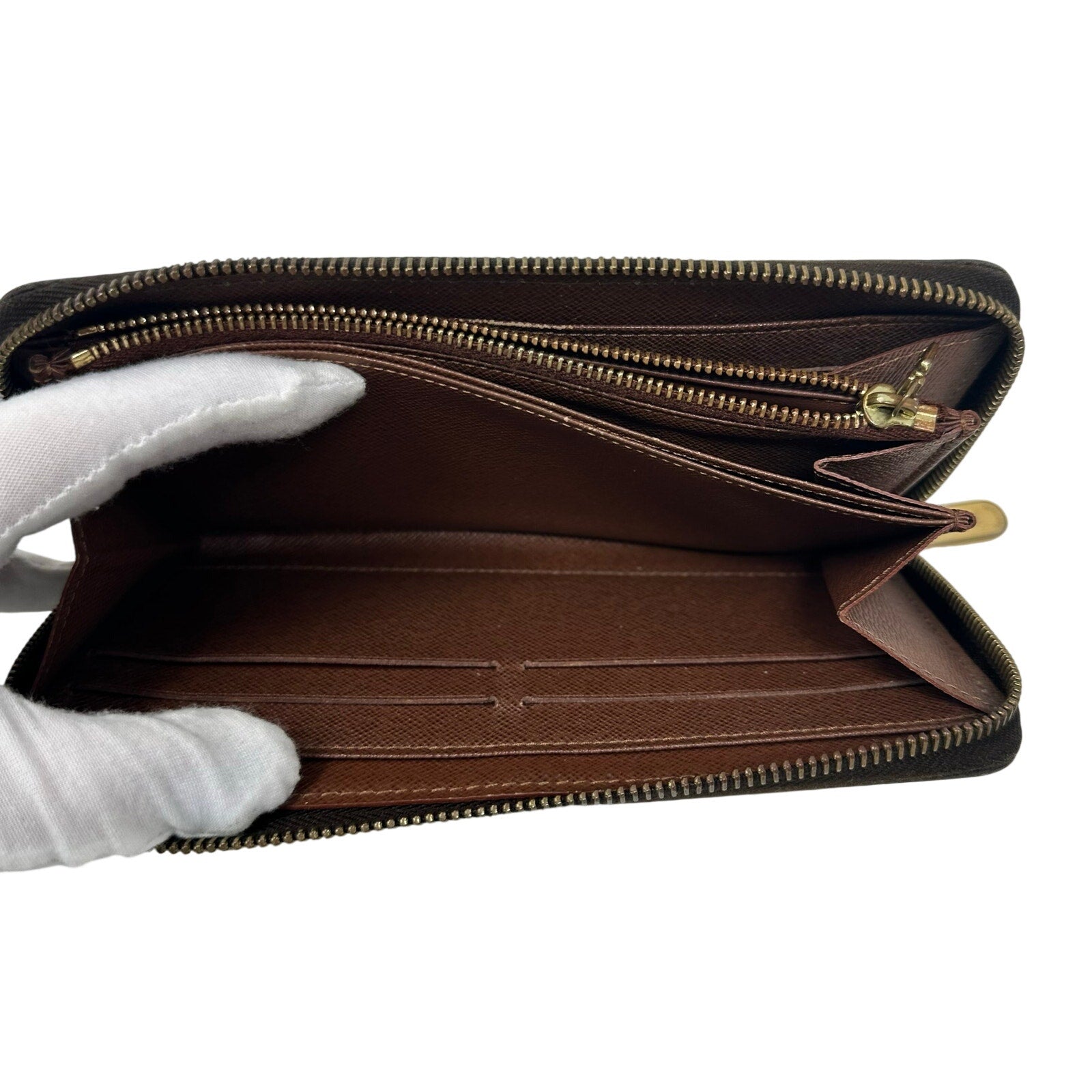 Louis Vuitton LV Monogram Zippy Wallet