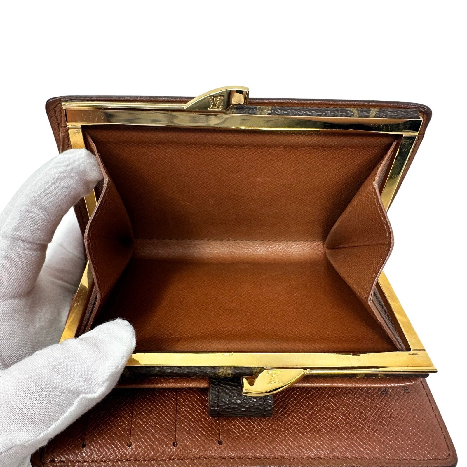 Louis Vuitton LV Monogram Kisslock Wallet