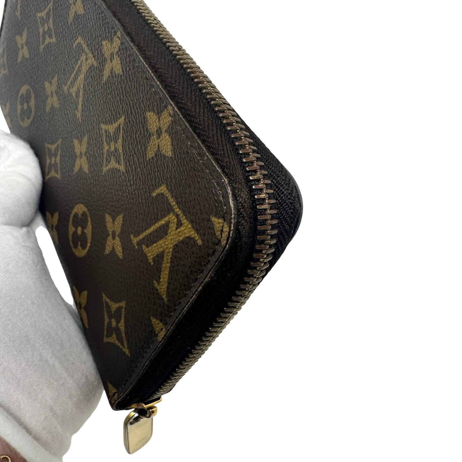Louis Vuitton LV Monogram Zippy Wallet